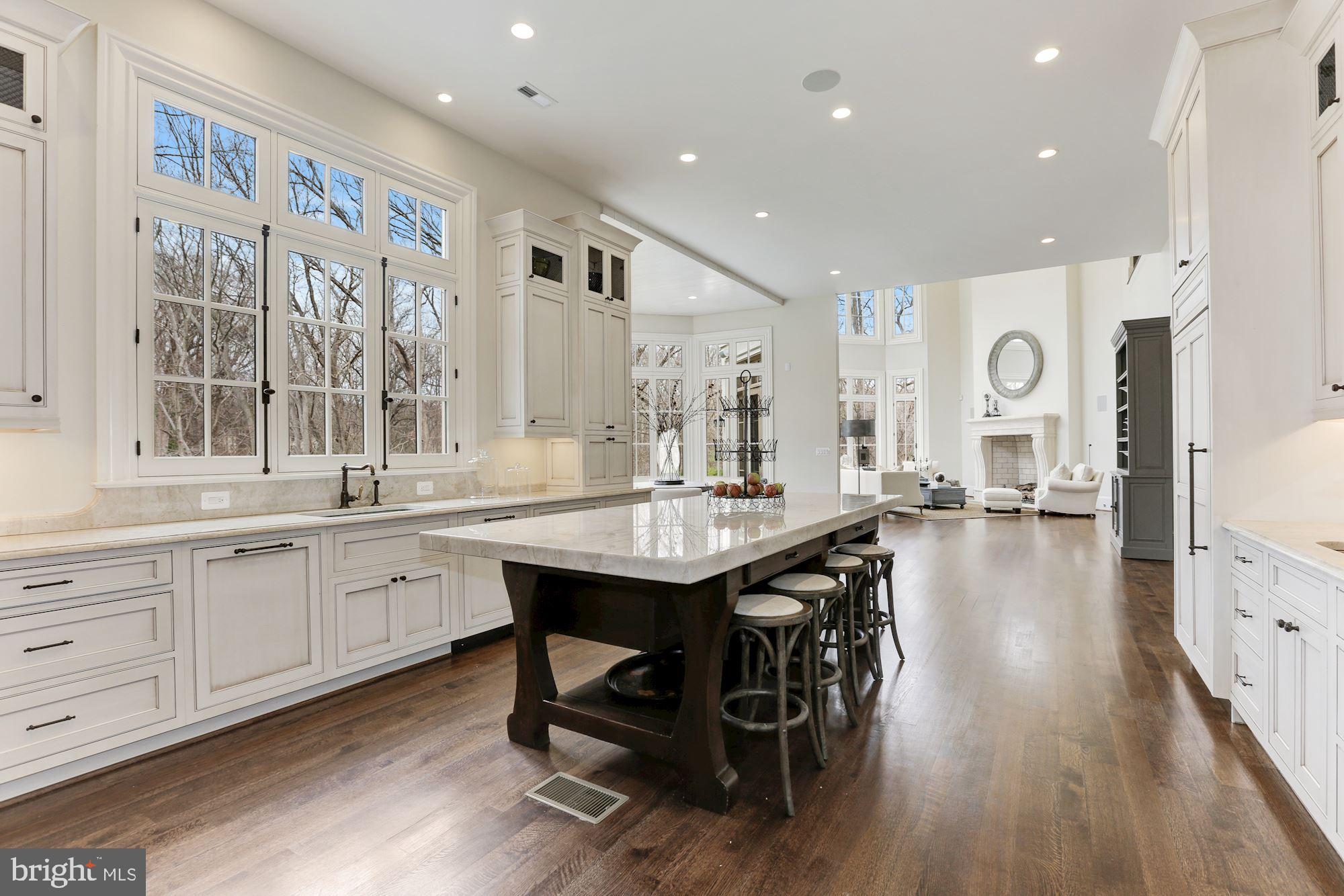 LANGLEY OAKS - Residential