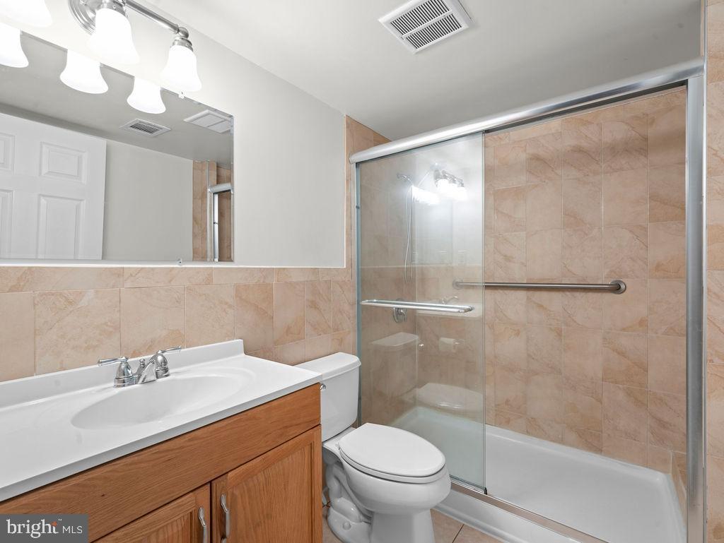 MONMOUTH MEADOWS - Residential