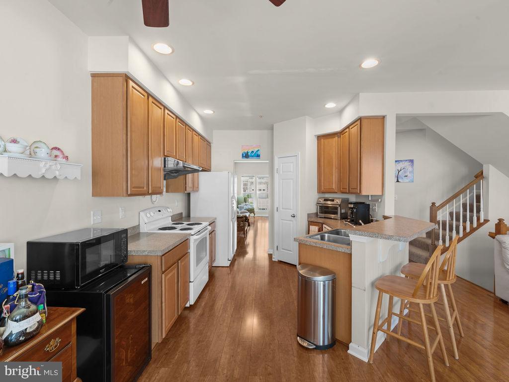 MONMOUTH MEADOWS - Residential