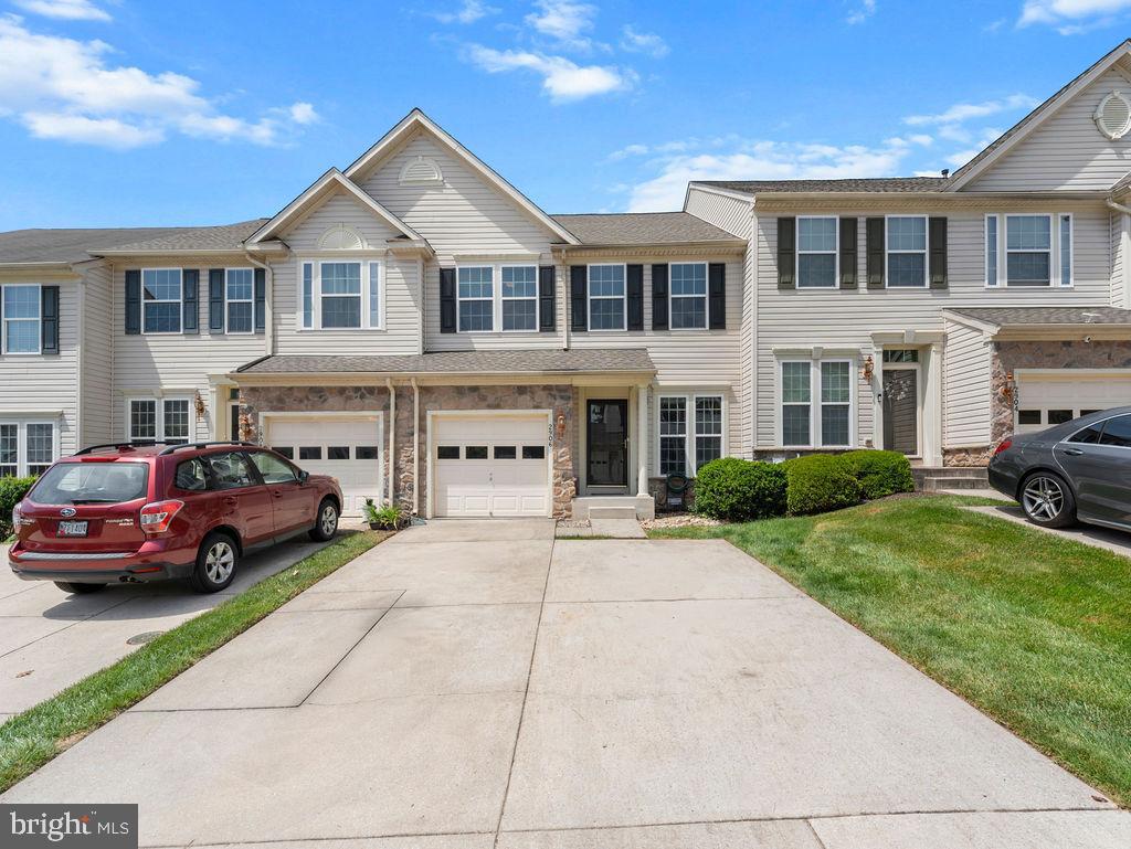 MONMOUTH MEADOWS - Residential