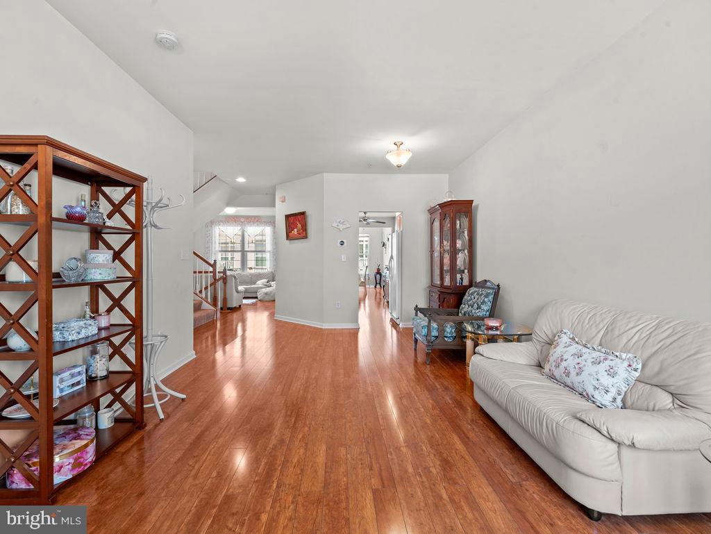 MONMOUTH MEADOWS - Residential