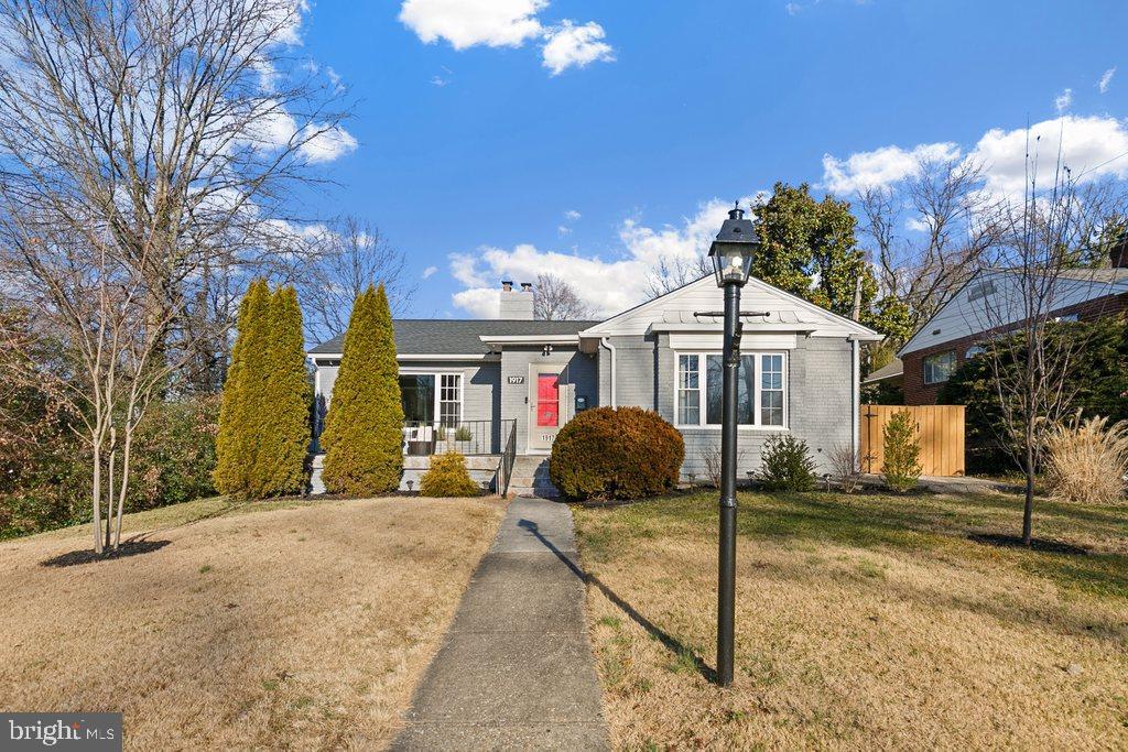 GLENVIEW - Residential