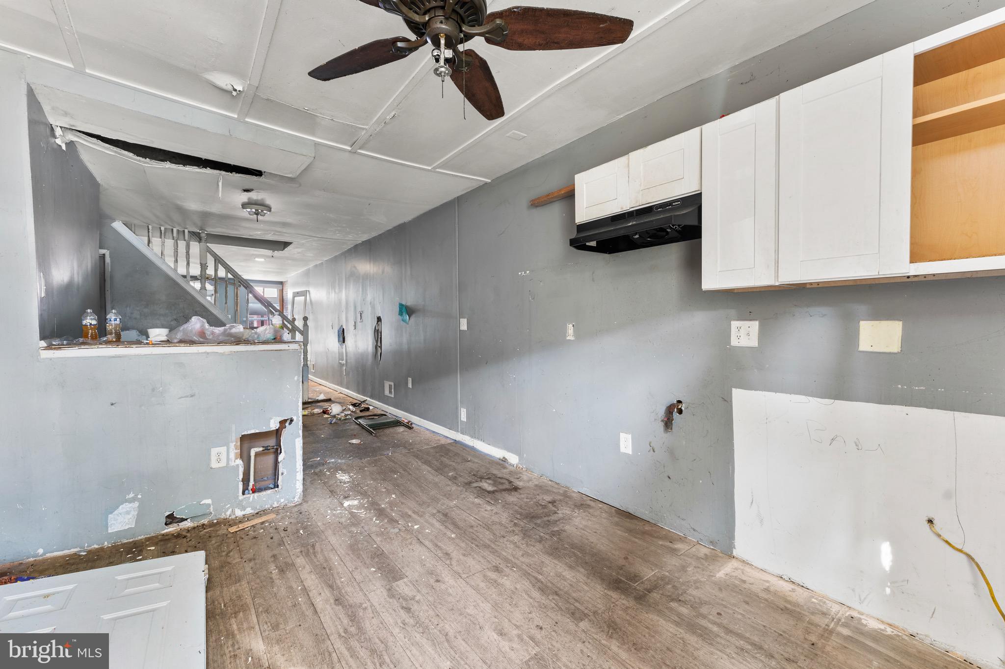 SANDTOWN-WINCHESTER - Residential