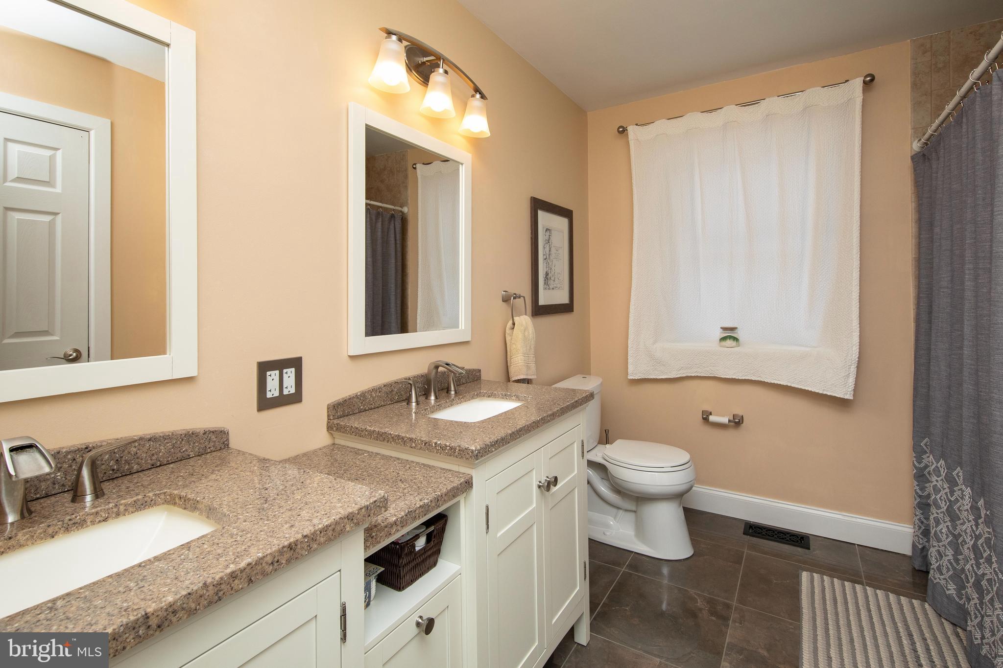 FOX CREEK - Residential