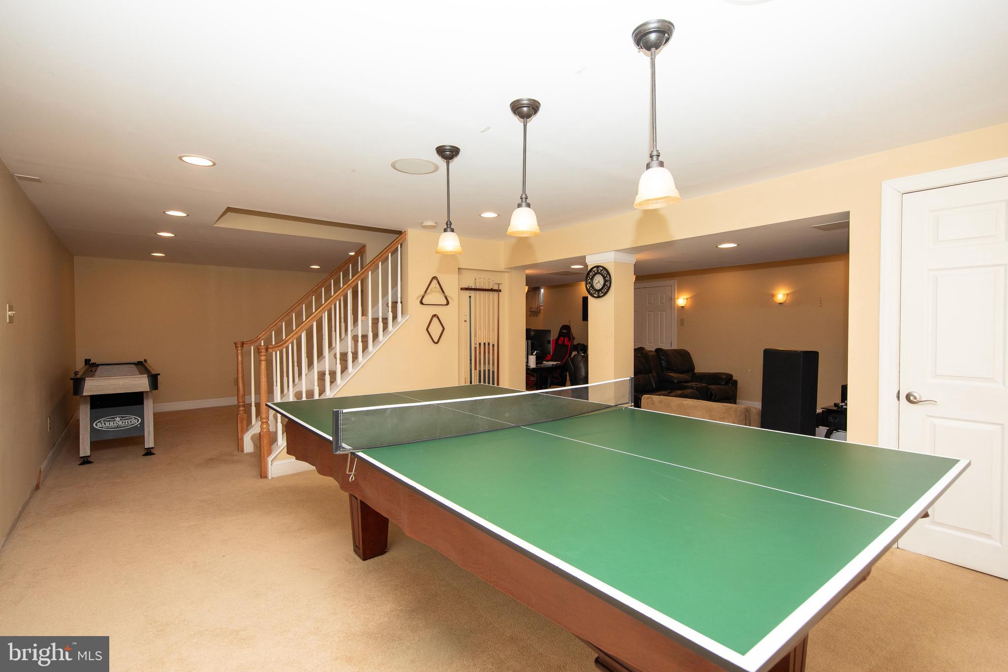 FOX CREEK - Residential