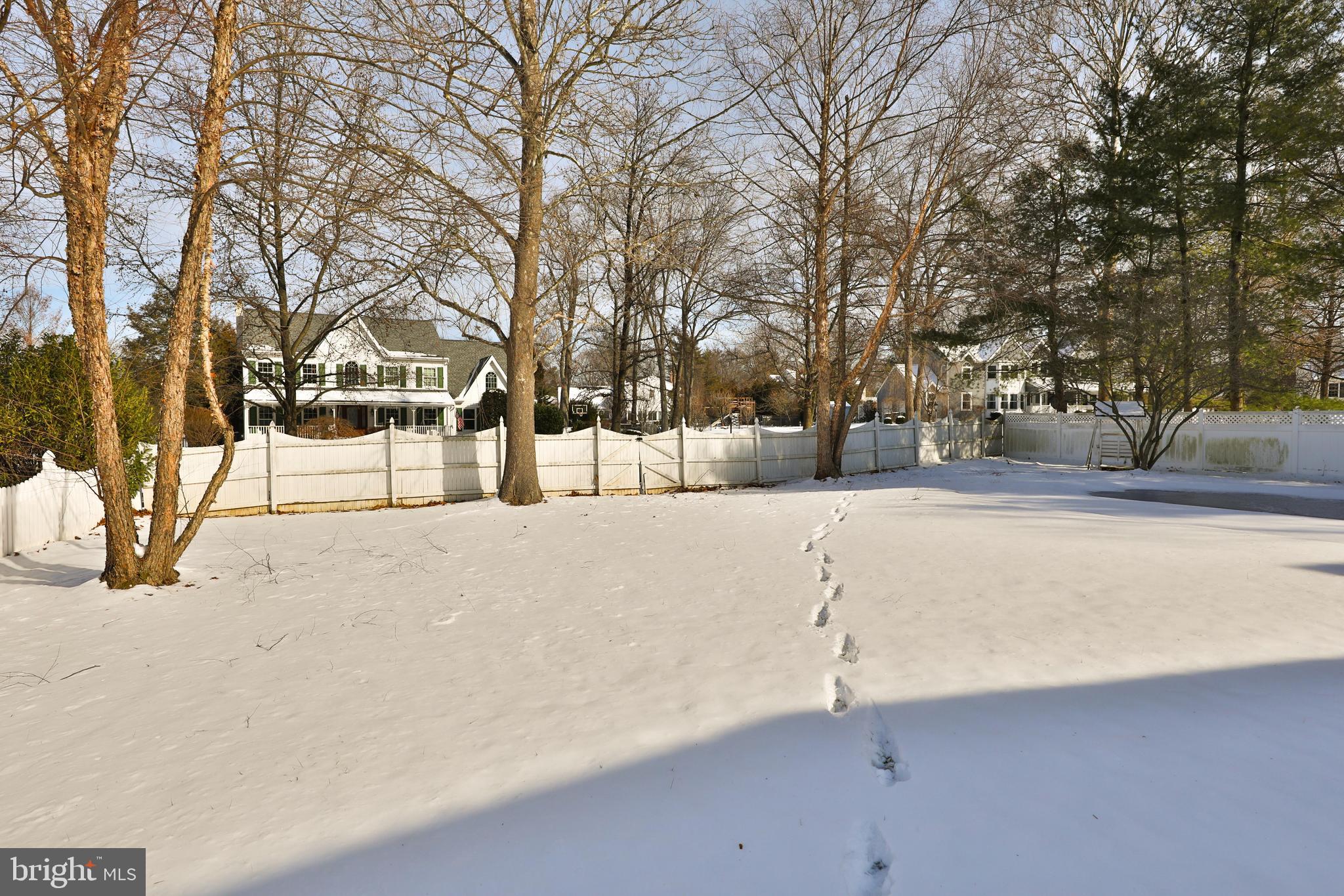 FOX CREEK - Residential
