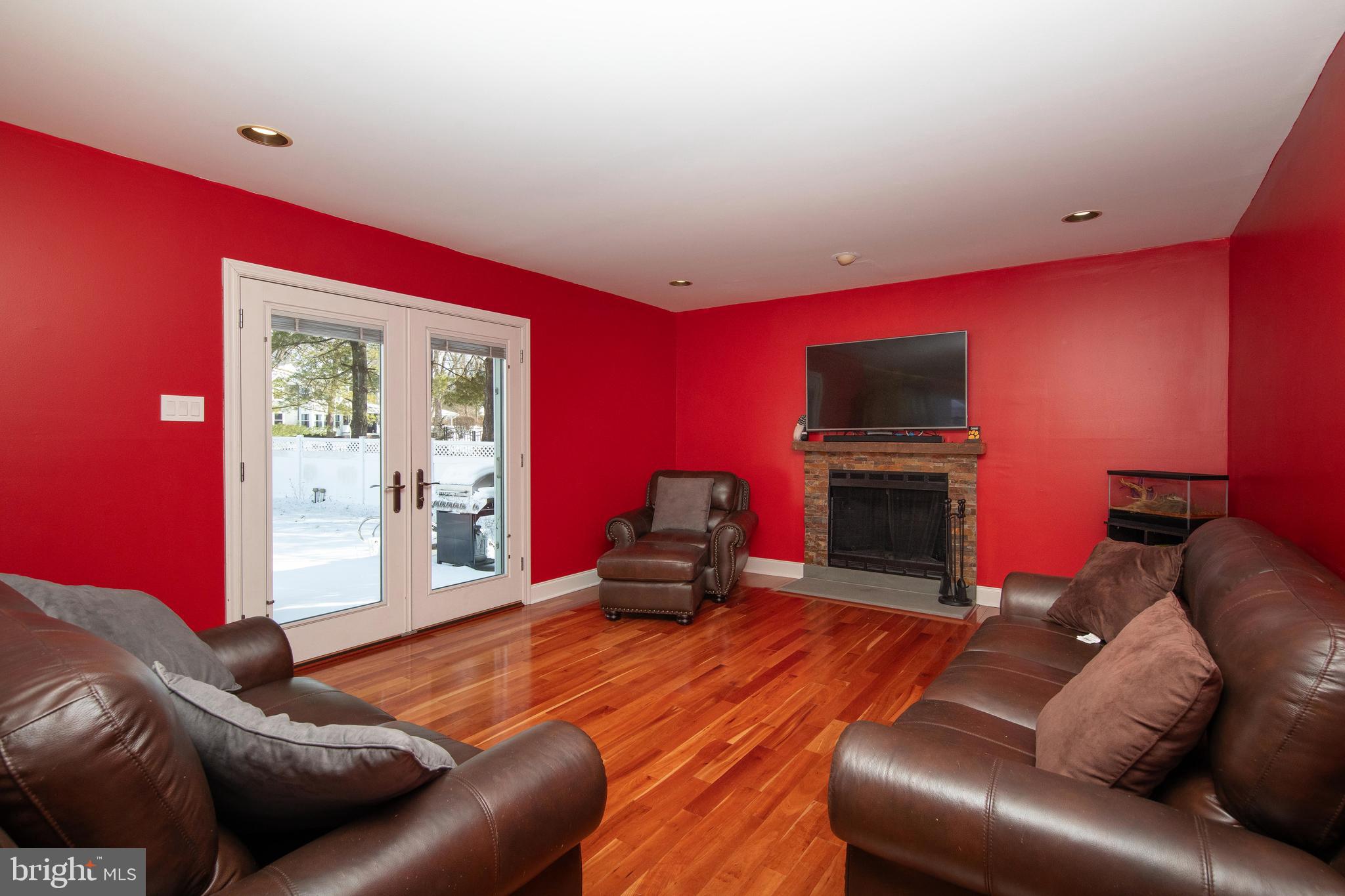 FOX CREEK - Residential