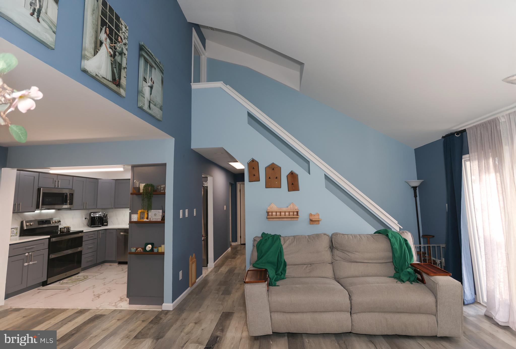 ASHTON-WOODENBRIDGE - Residential