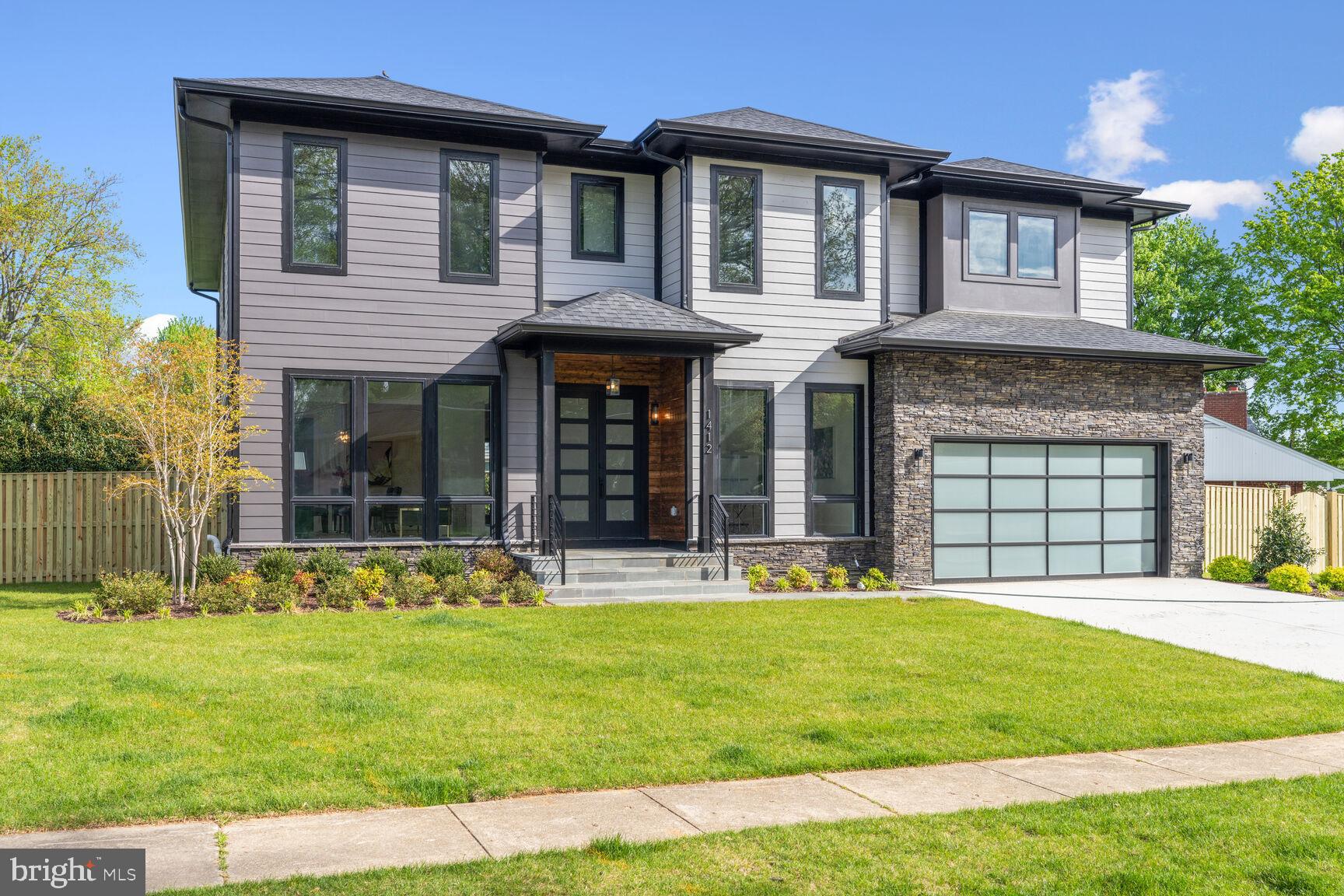 BROYHILLS MCLEAN ESTATES - Residential