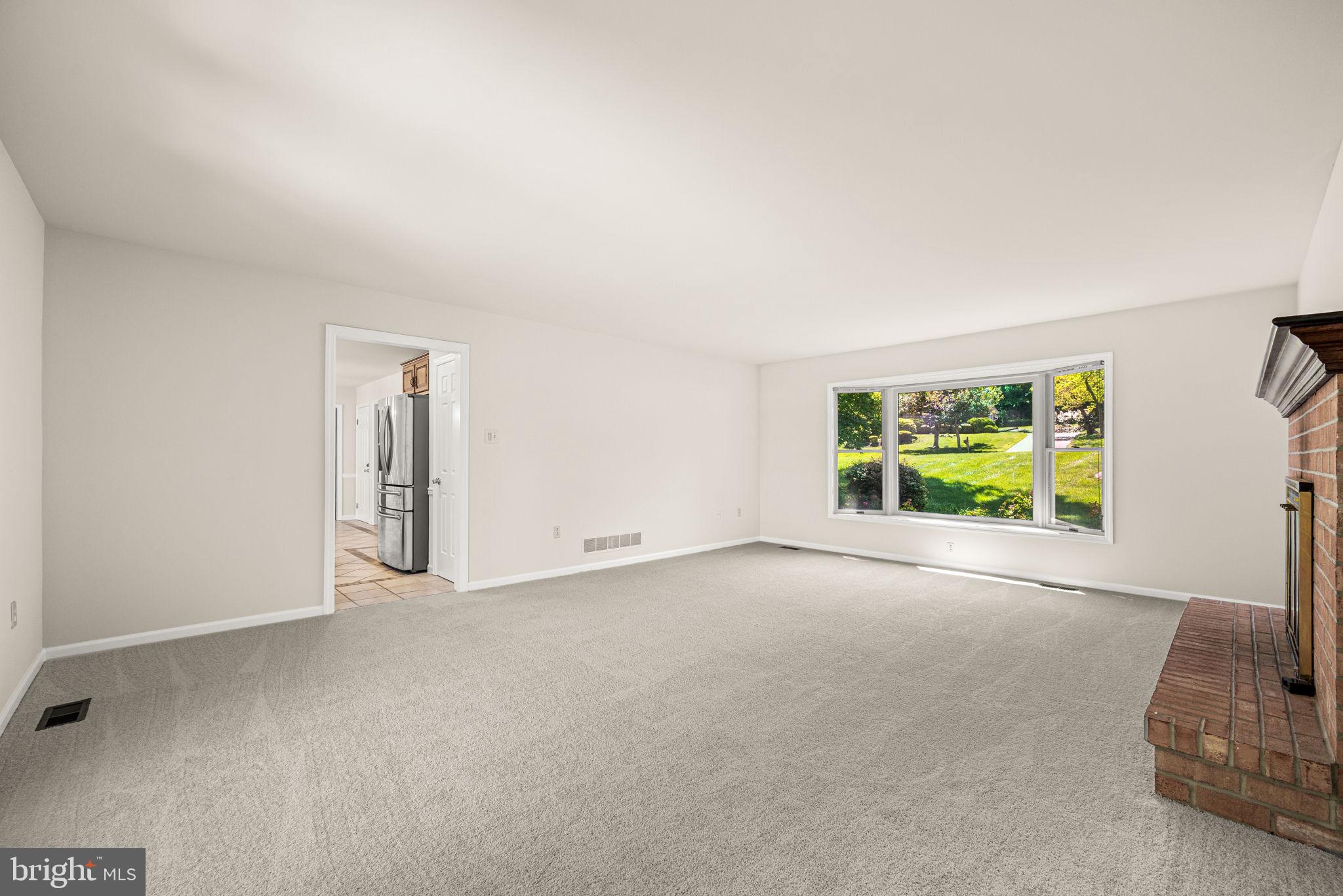 BOW TREE - Residential