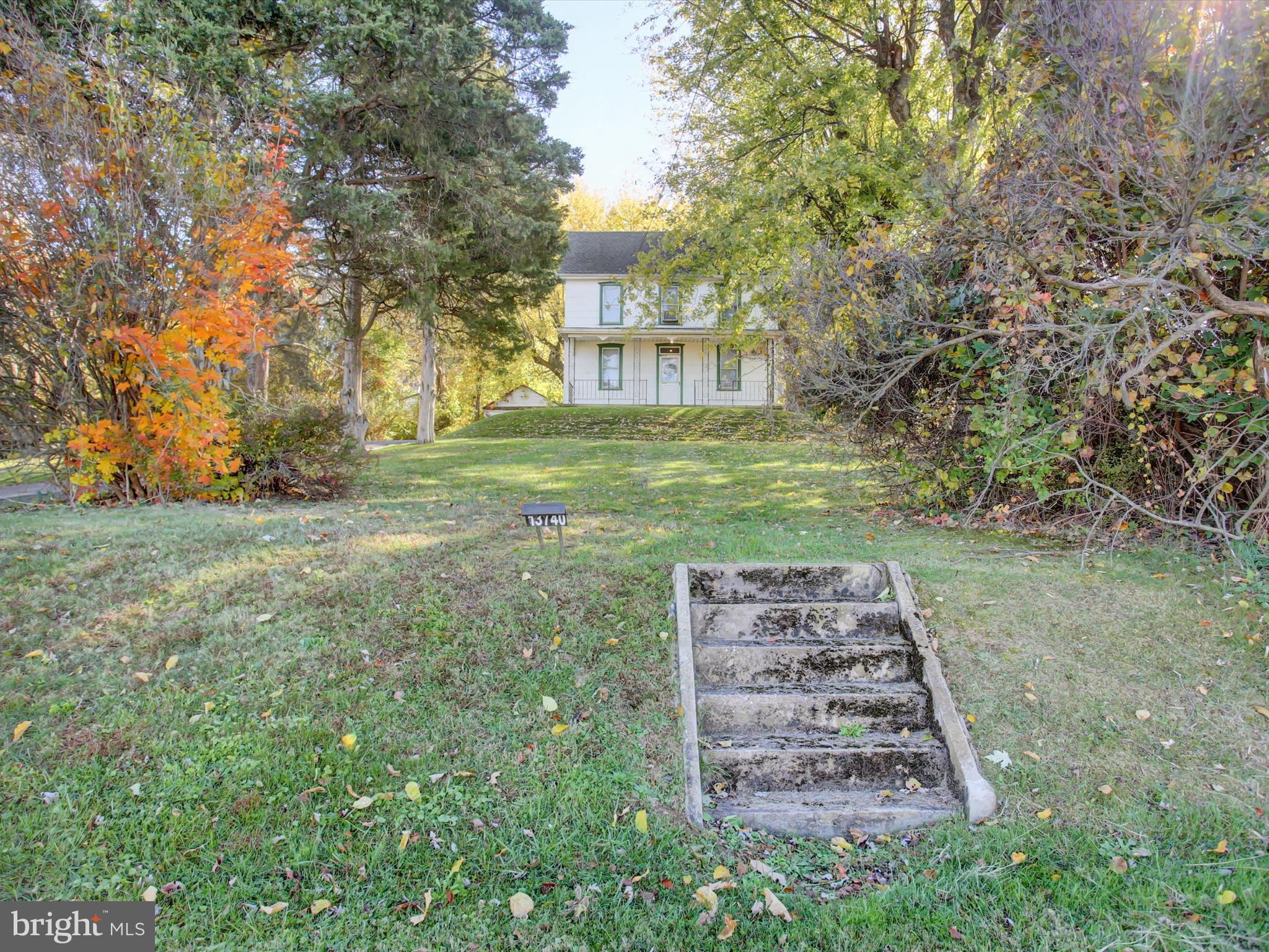 EDGEWOOD ROAD - Residential