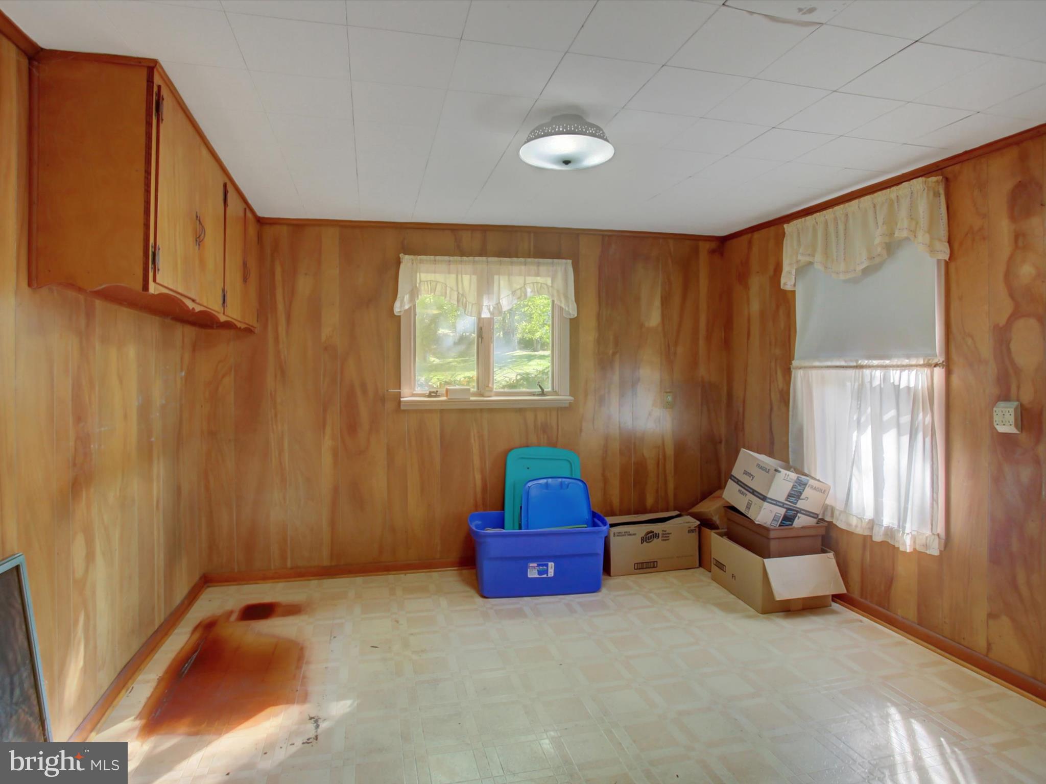 EDGEWOOD ROAD - Residential