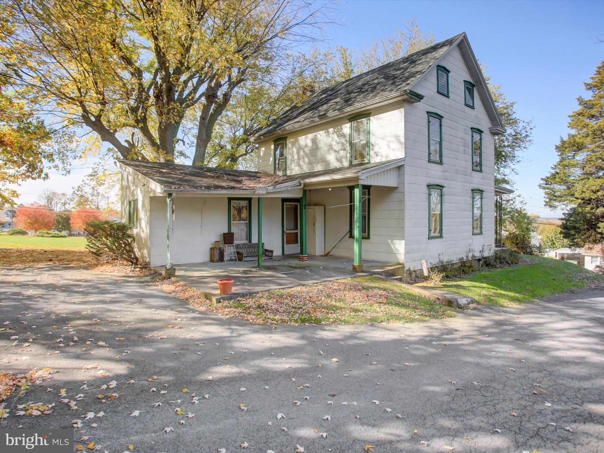 EDGEWOOD ROAD - Residential