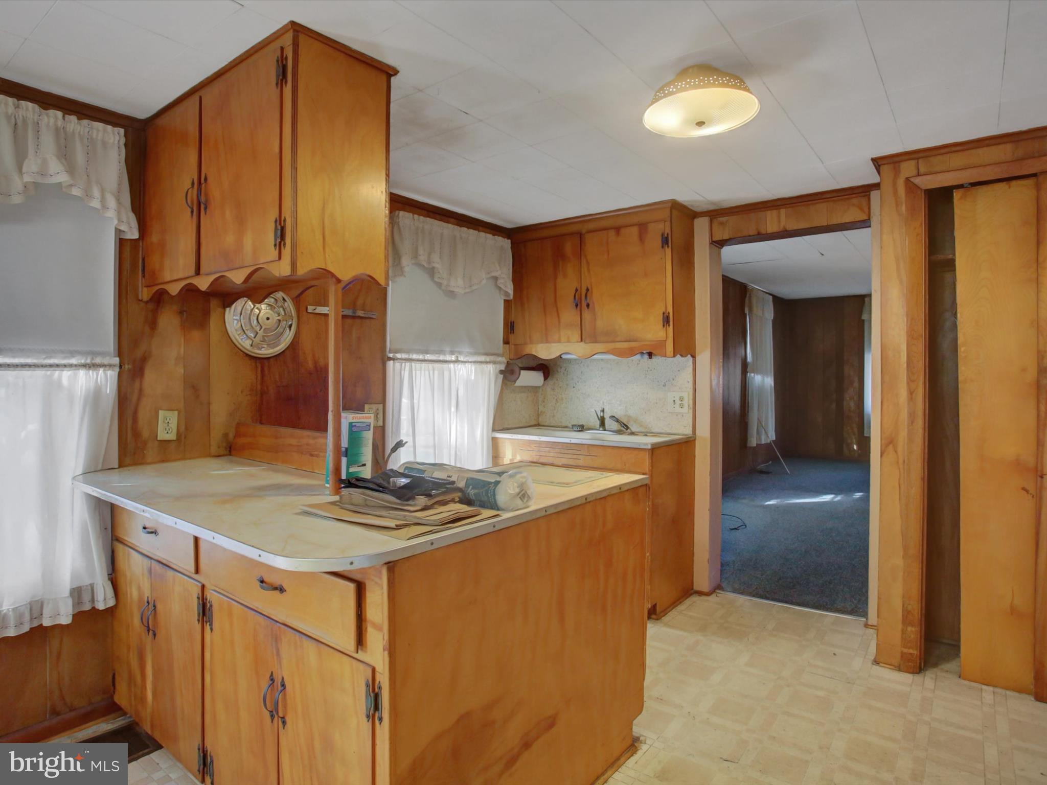 EDGEWOOD ROAD - Residential