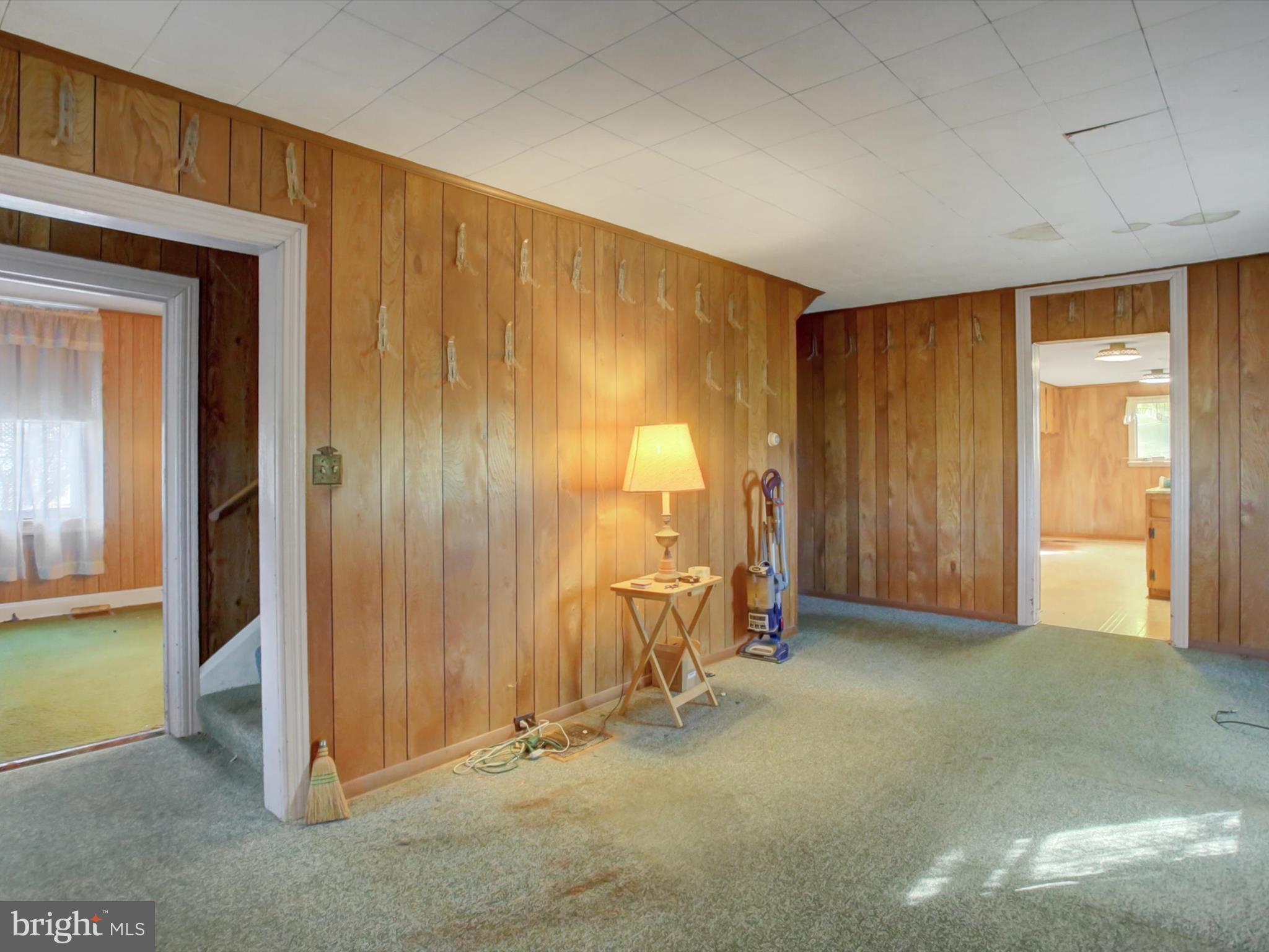 EDGEWOOD ROAD - Residential