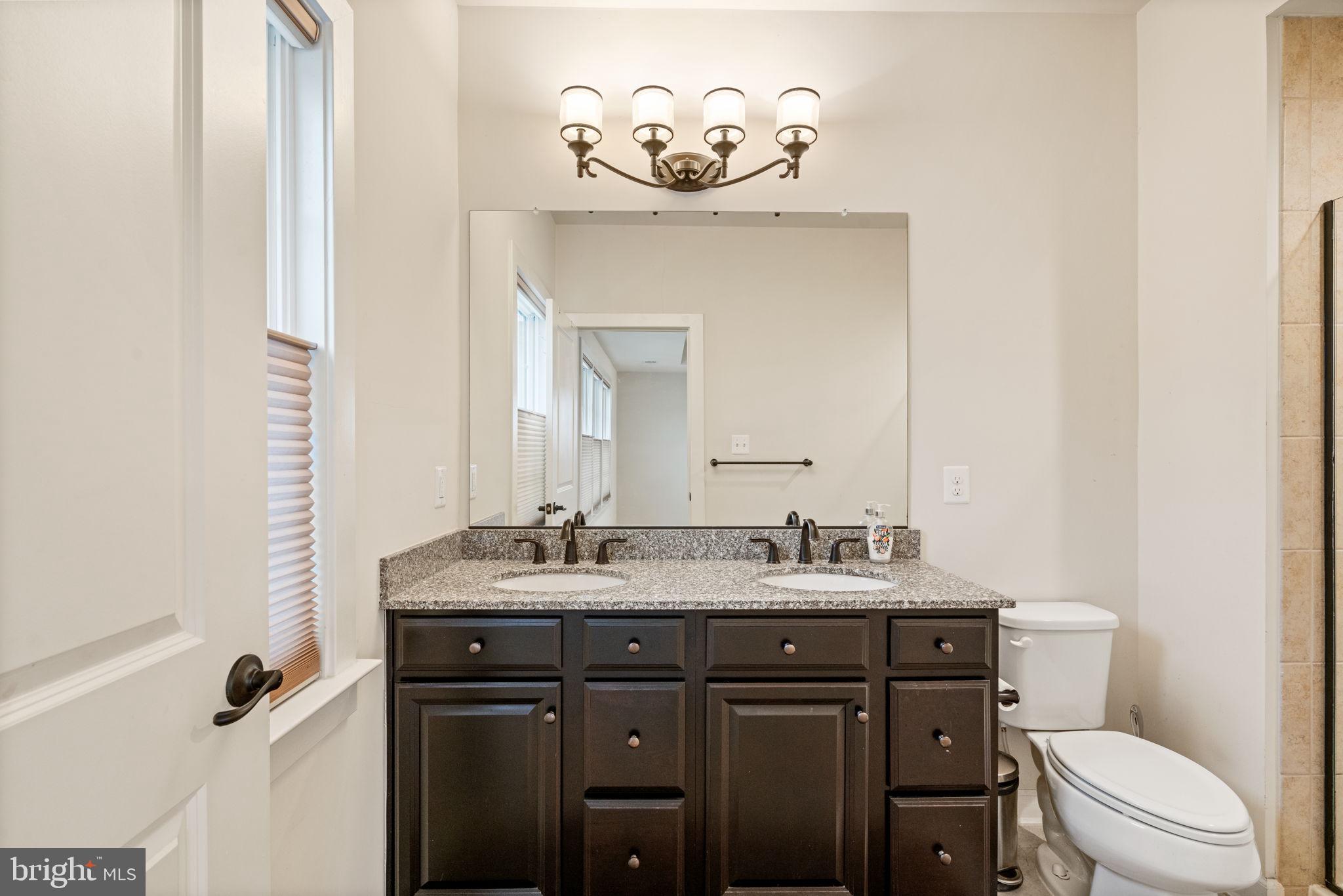 DISCOVERY SQUARE - Residential Lease