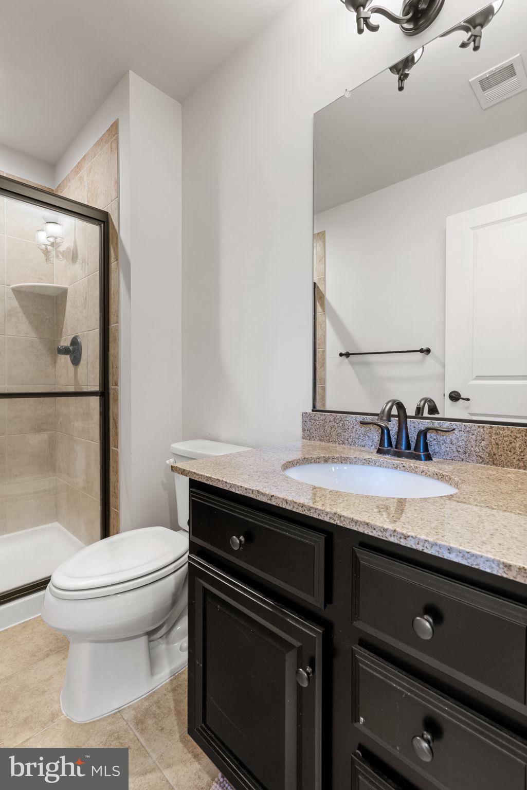 DISCOVERY SQUARE - Residential Lease