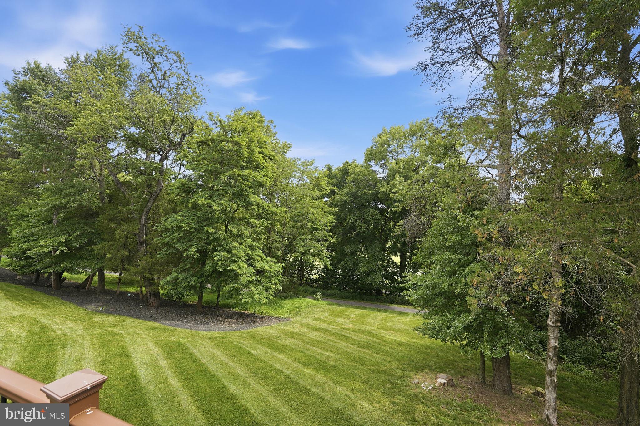 LANSDOWNE ON THE POTOMAC - Residential