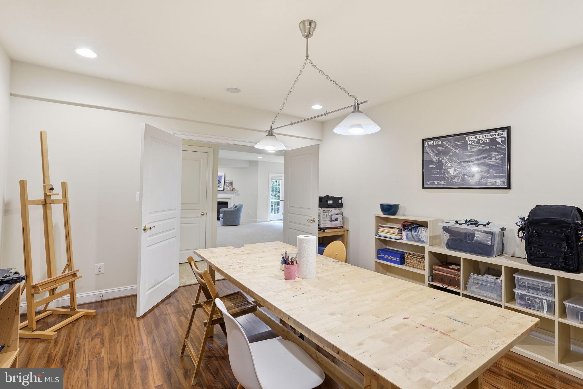 LANSDOWNE ON THE POTOMAC - Residential