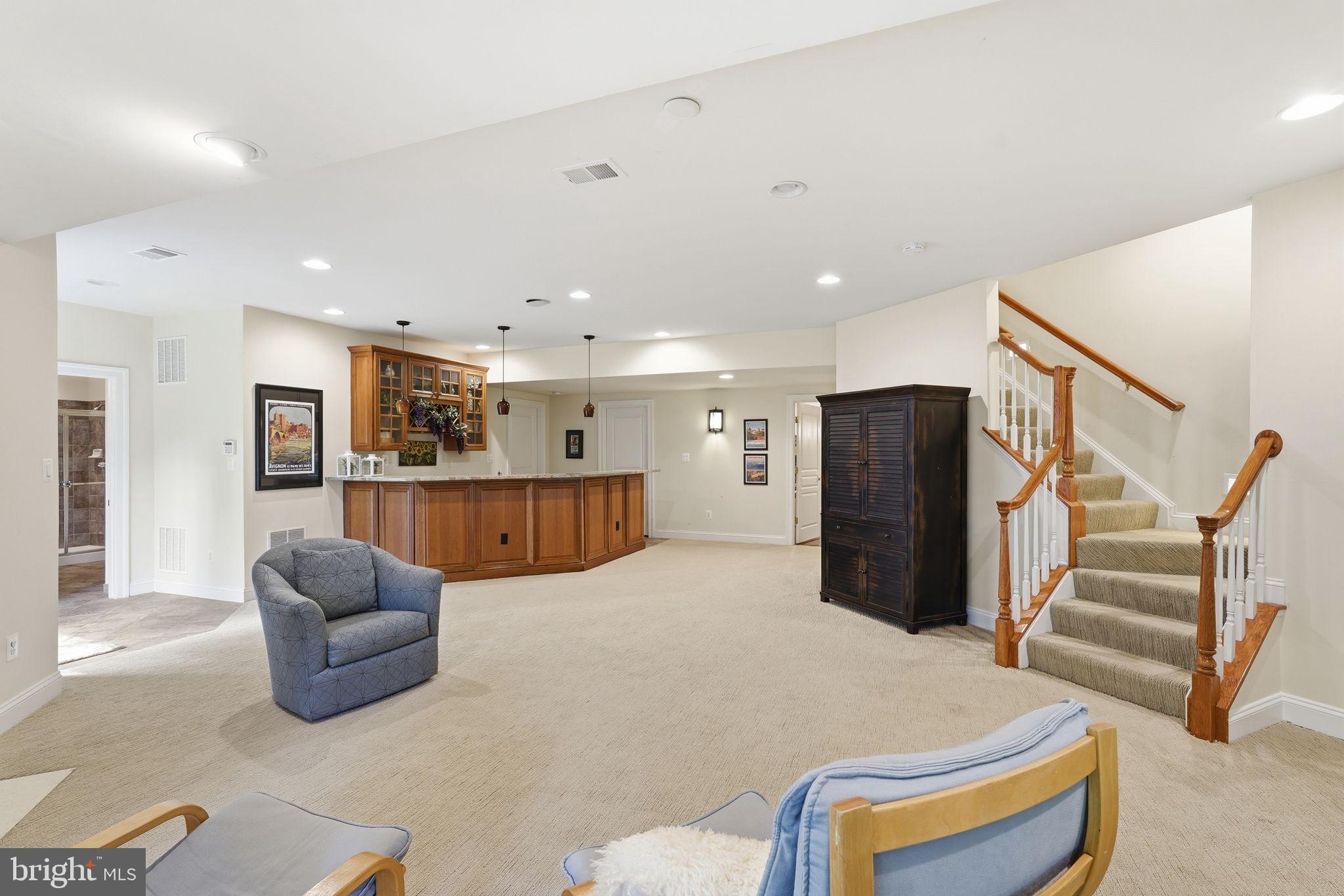 LANSDOWNE ON THE POTOMAC - Residential