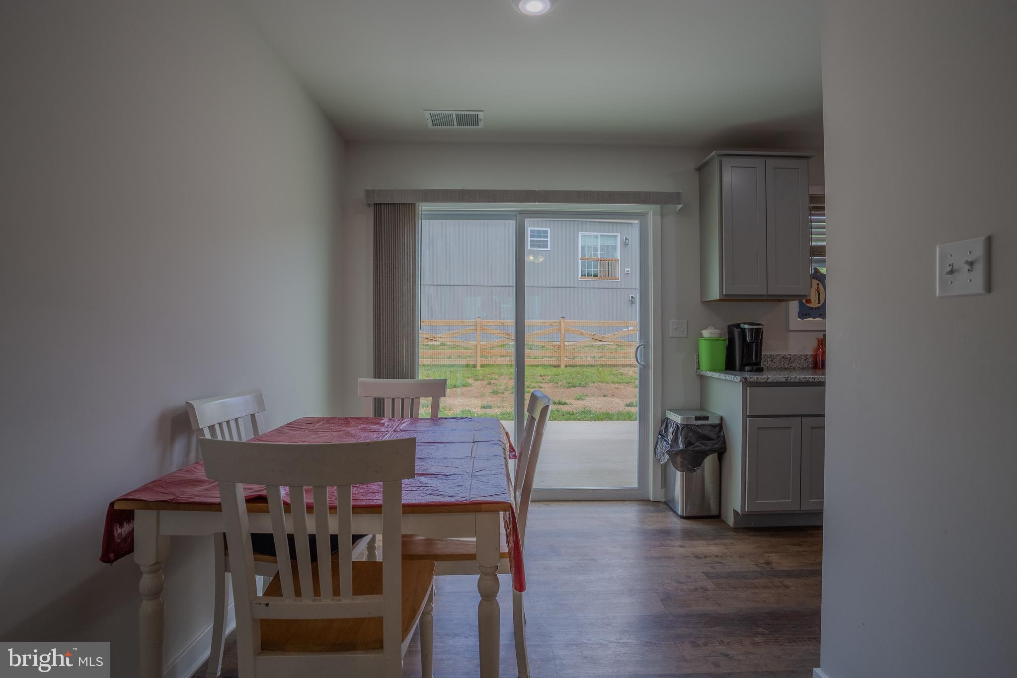 WAUGH - Residential