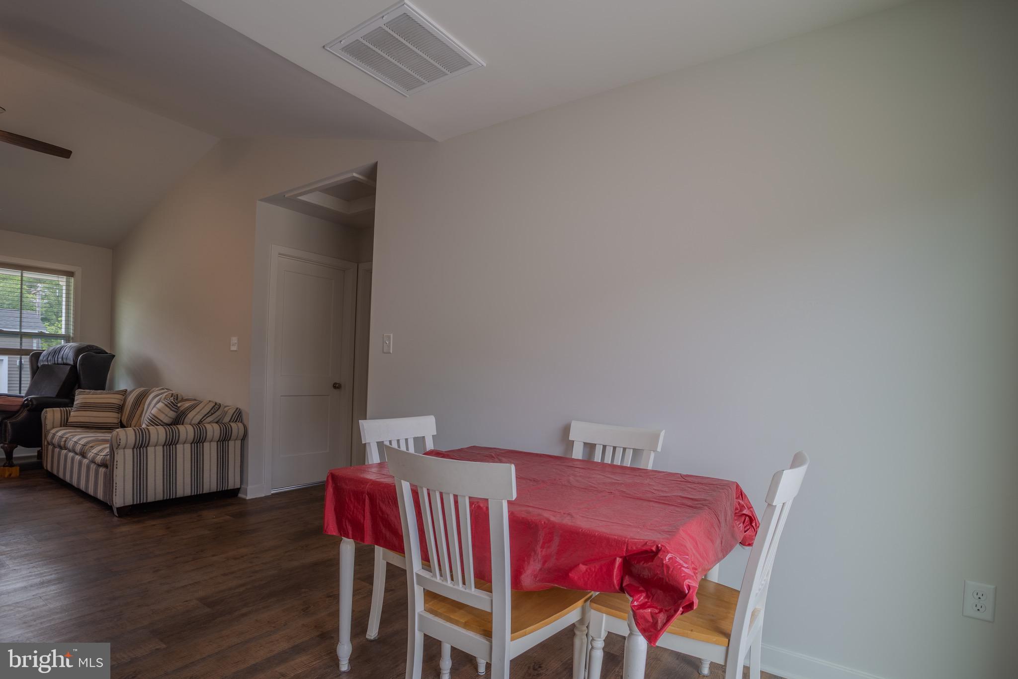 WAUGH - Residential