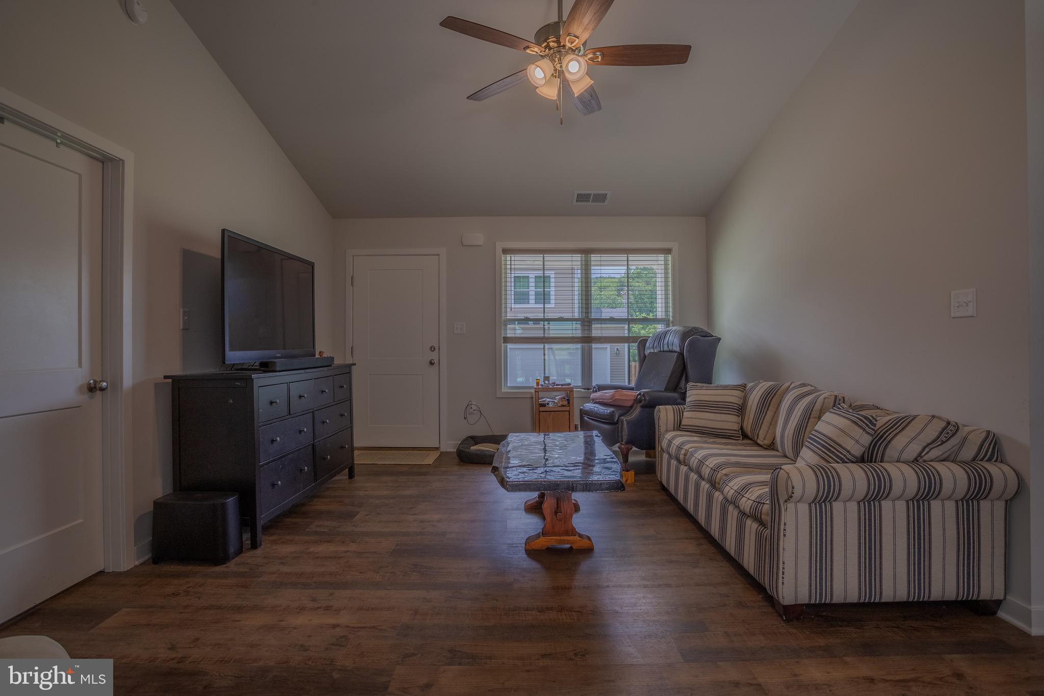 WAUGH - Residential