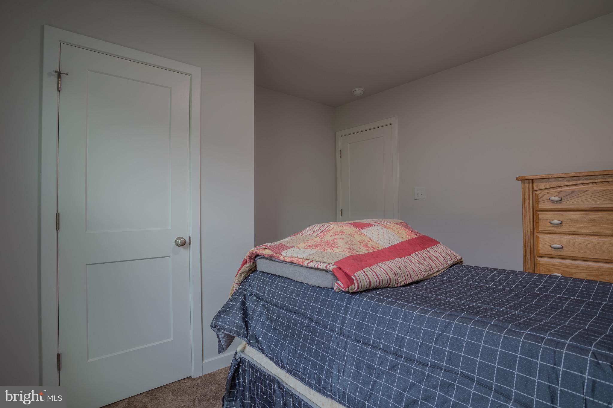 WAUGH - Residential