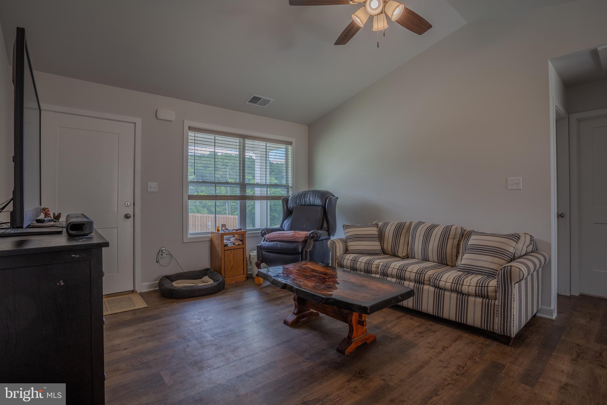 WAUGH - Residential