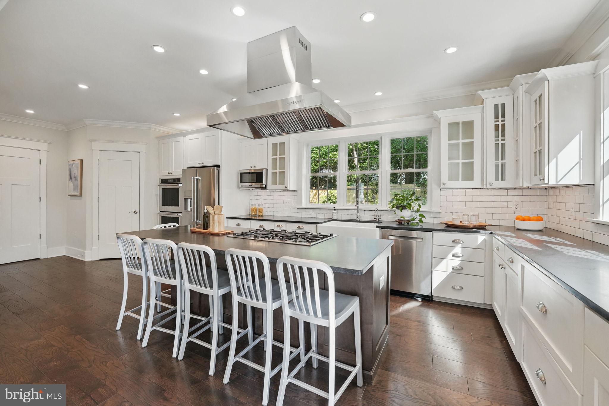 DOMINION HILLS - Residential