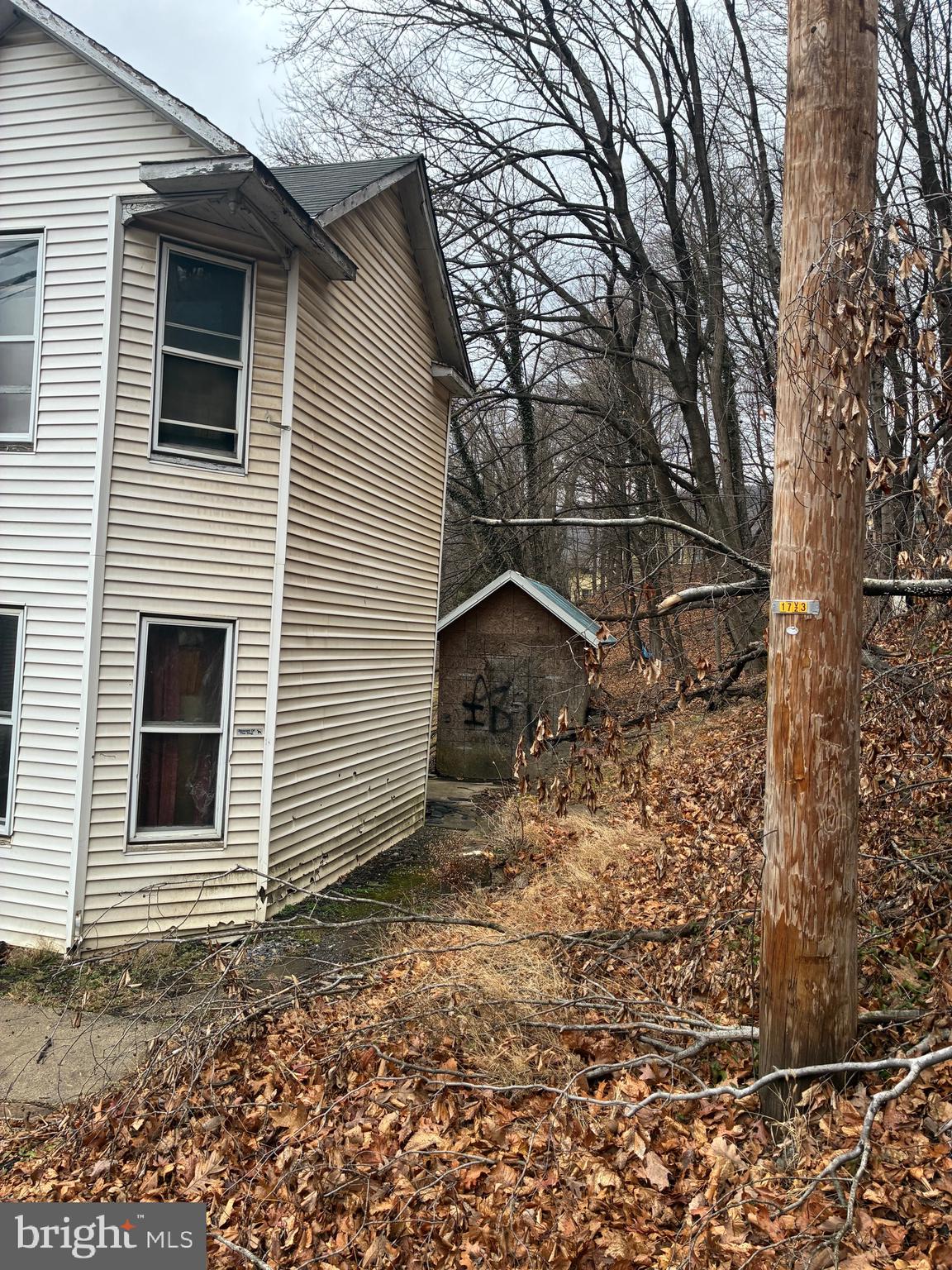 GLEN OAKS - Residential