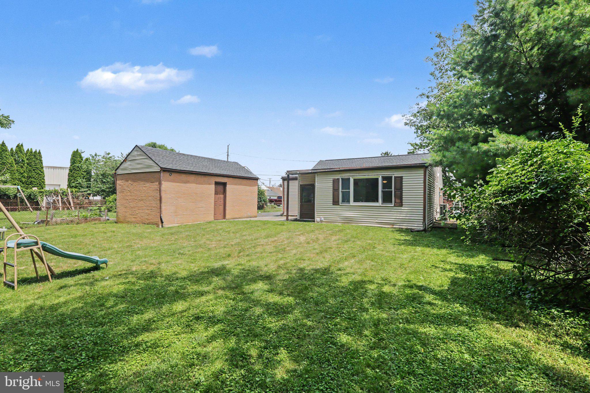 SILVER SPRING TWP - Residential