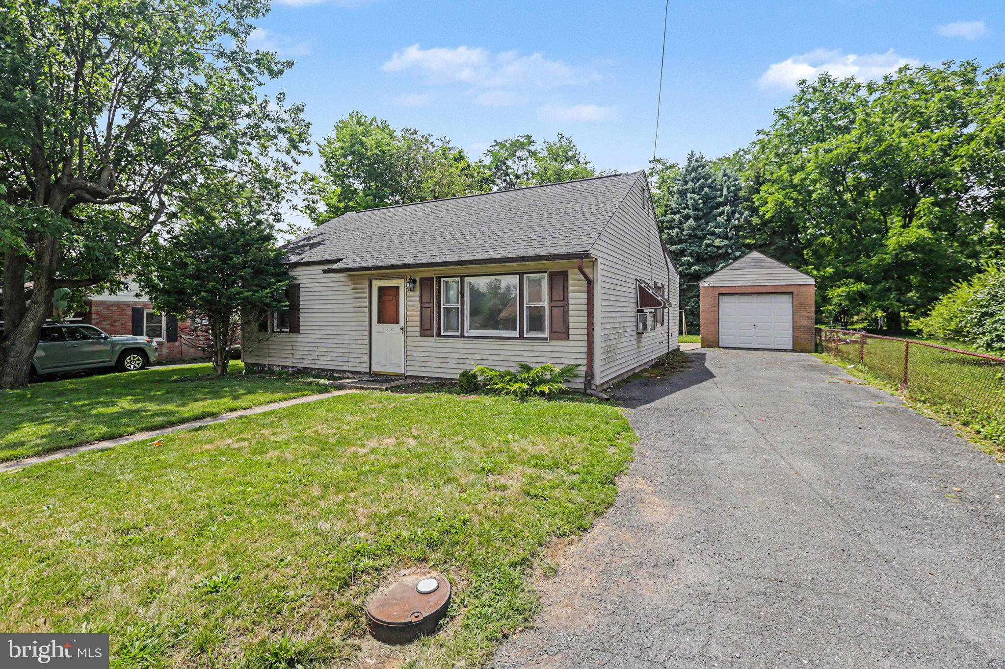 SILVER SPRING TWP - Residential
