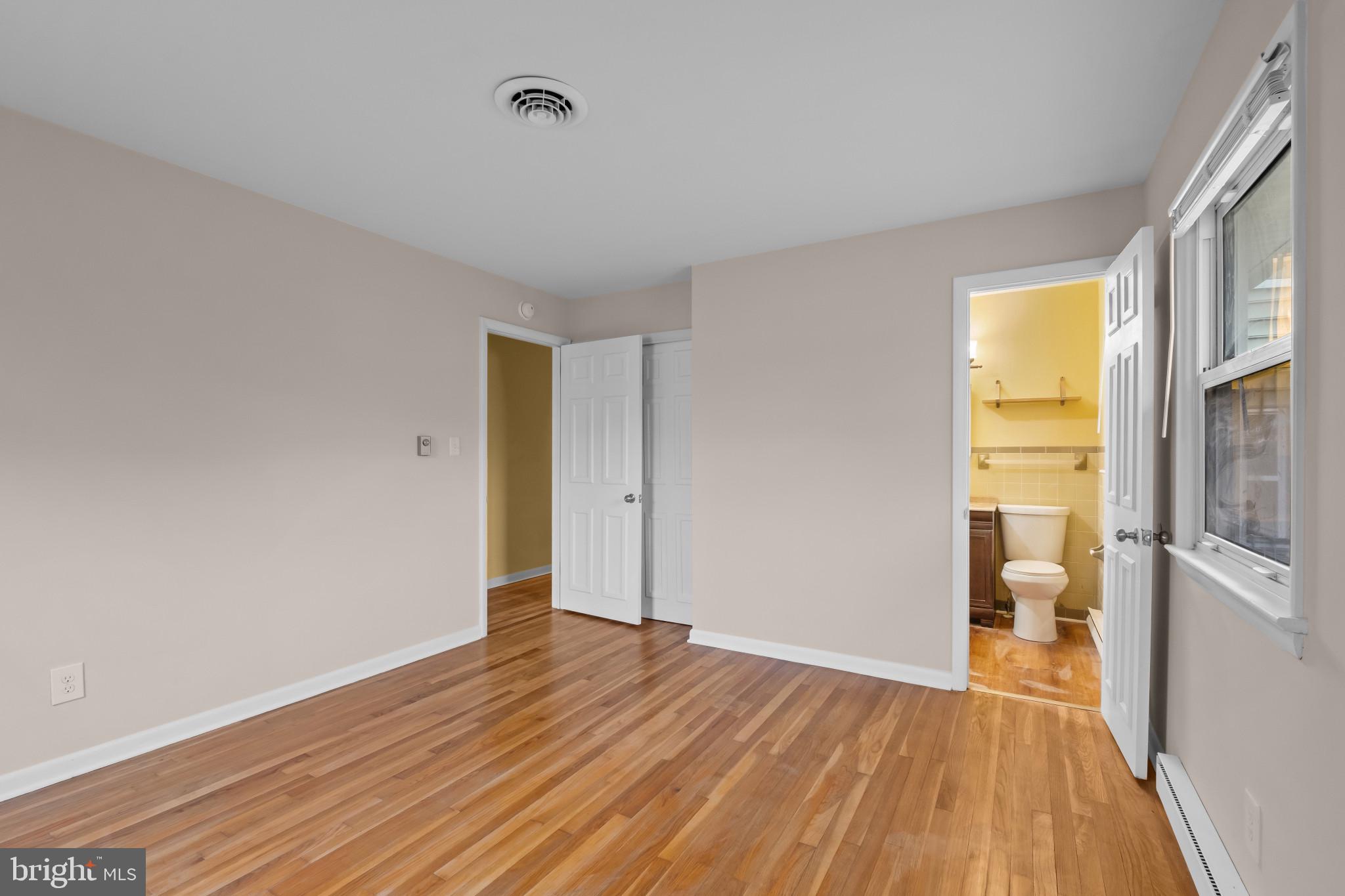 CRESTWOOD - Residential