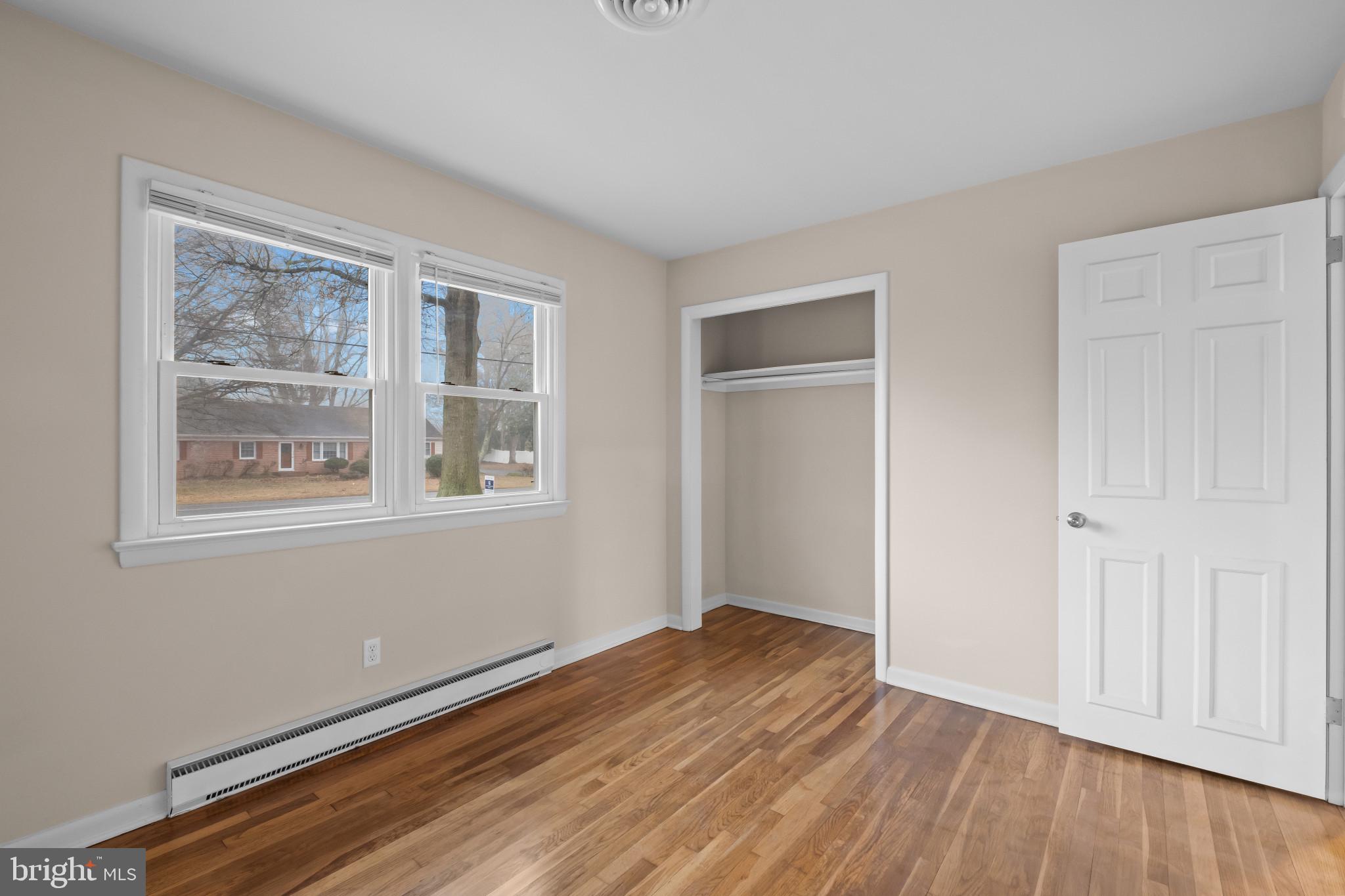 CRESTWOOD - Residential