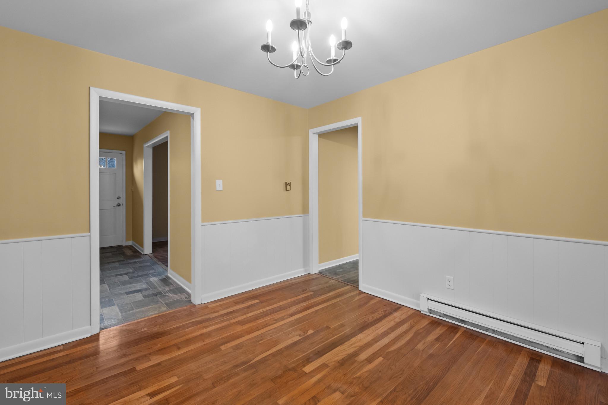 CRESTWOOD - Residential