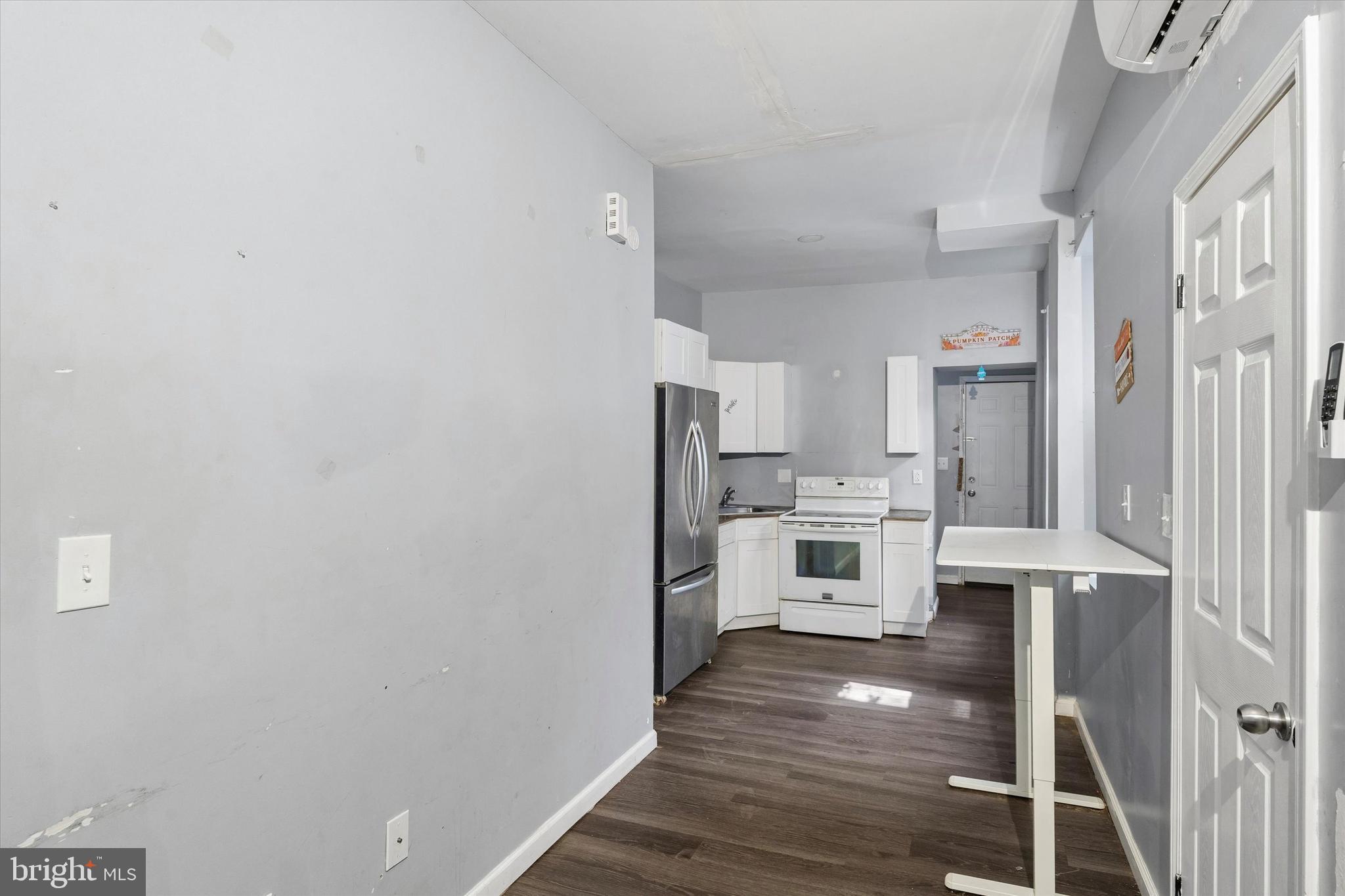 PHILADELPHIA - Residential