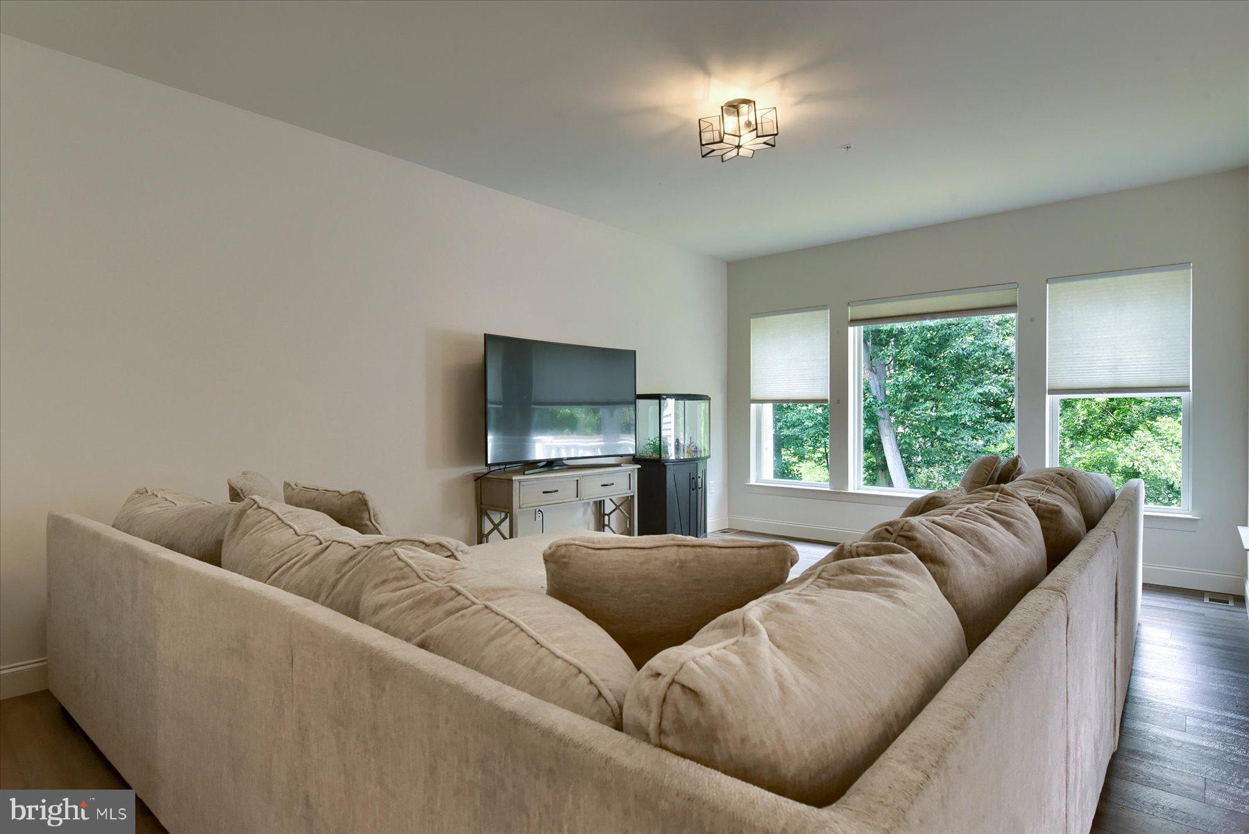 WATERFORD - Residential