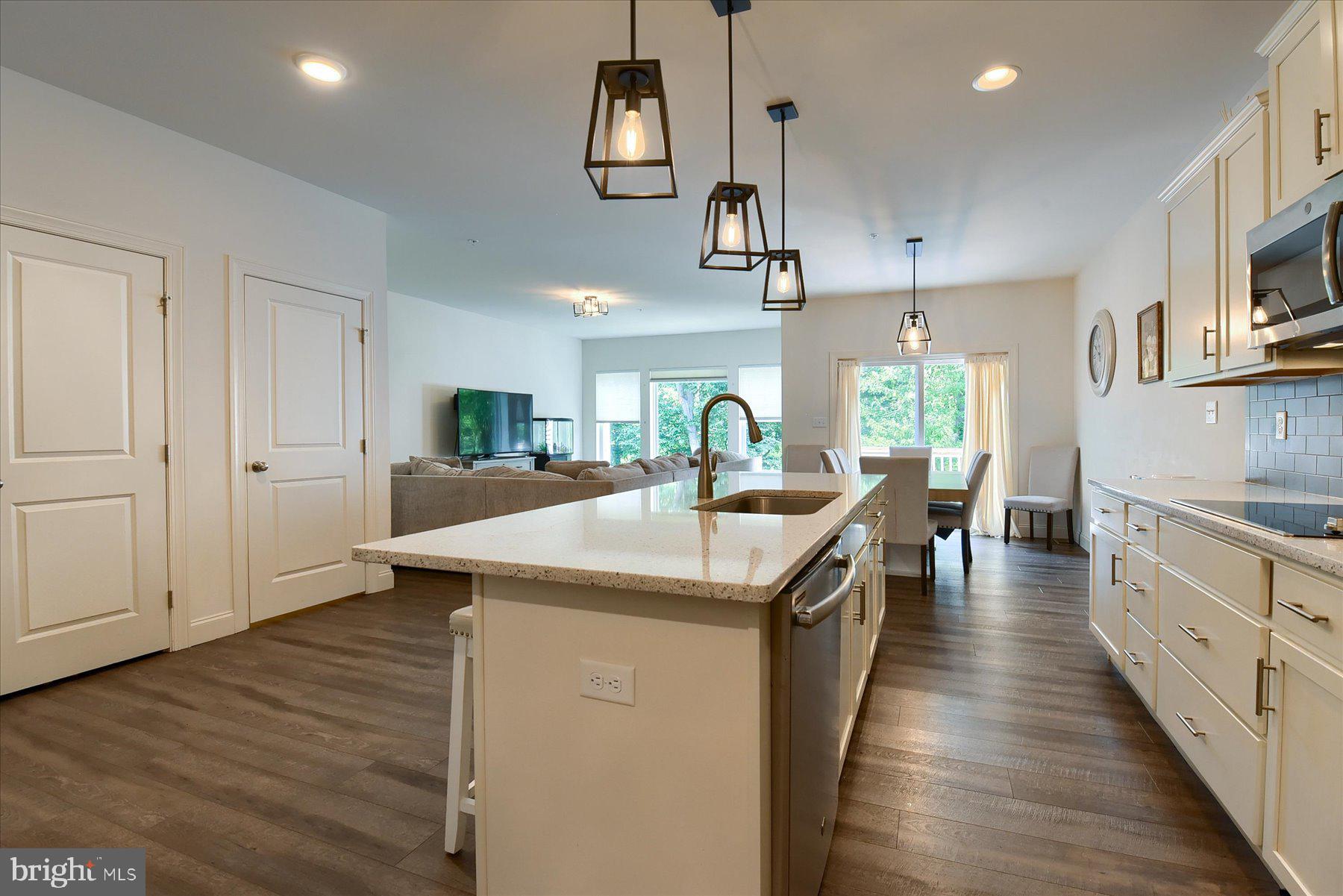 WATERFORD - Residential