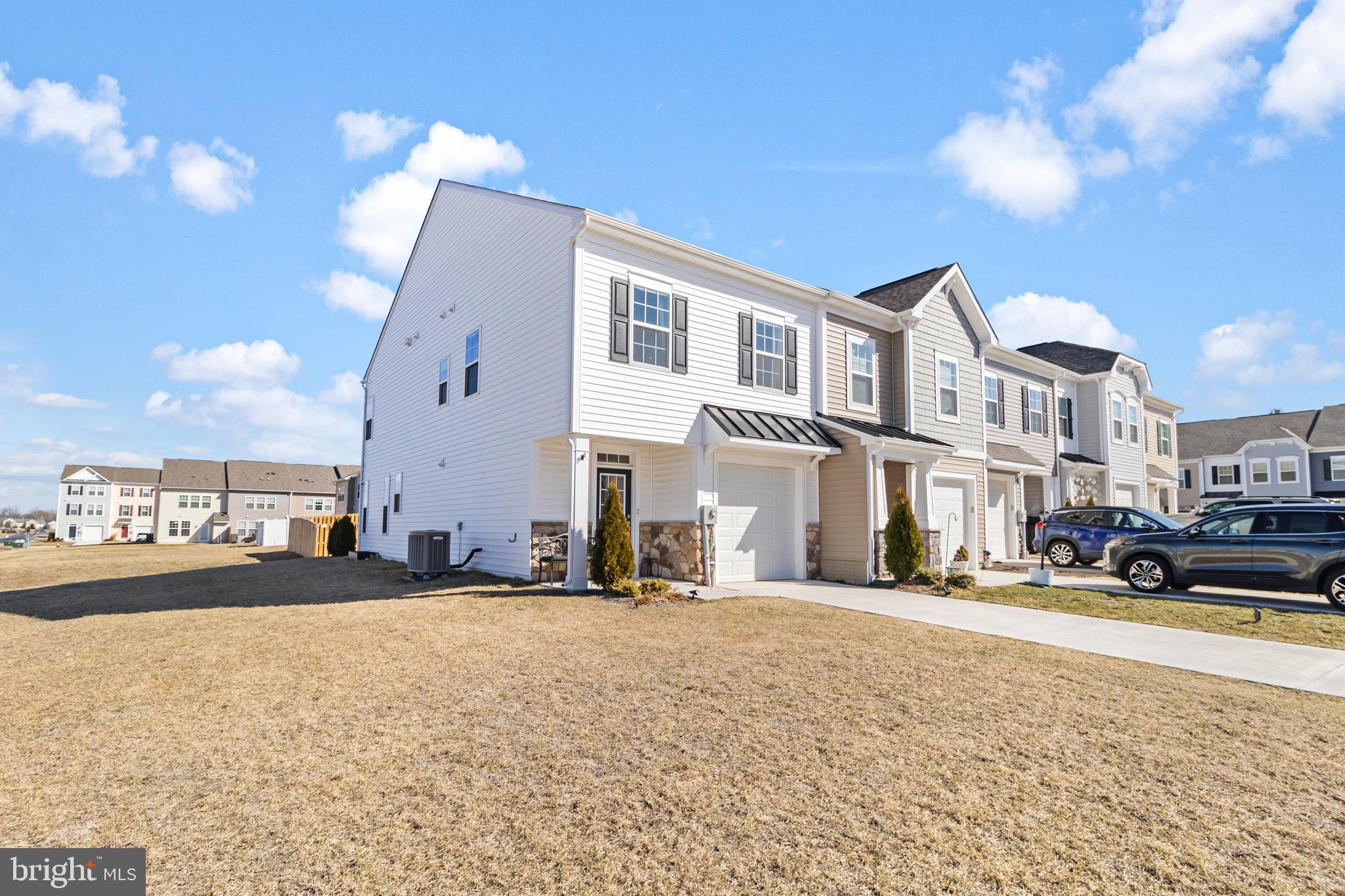 MCCAULEY CROSSING - Residential