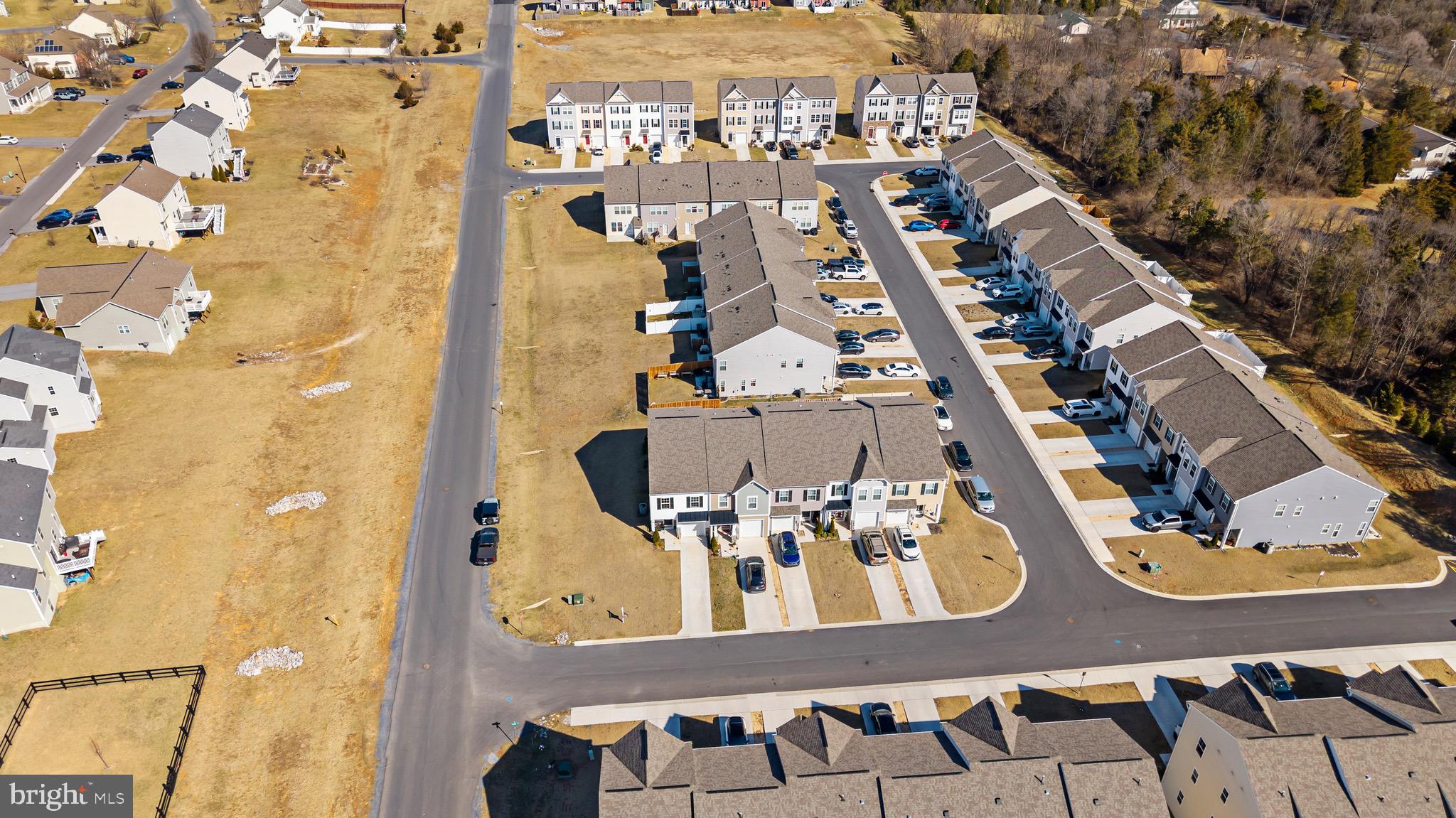 MCCAULEY CROSSING - Residential