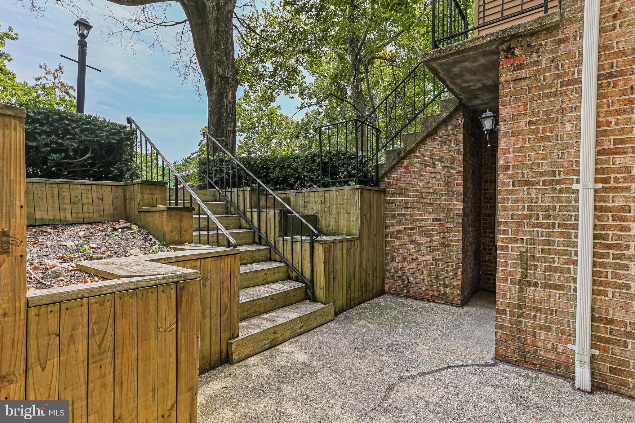CANDLEWOOD - Residential