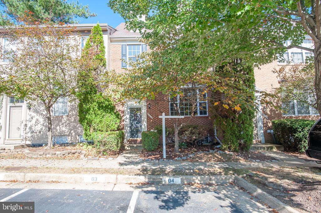 Welcome to 6276 Taliaferro Way, a charming brick-front townhouse backing to trees in the popular Kingstowne community.  This home features beautiful hardwood floors on the main level and the open flowing floor plan facilitates easy living.  The bright eat-in kitchen has granite counters, stainless appliances, recessed lighting and access to the spacious deck overlooking a wooded path behind the home.  The two-story primary bedroom features a vaulted ceiling with two skylights, two large walk-in closets, a wonderful upper level loft and a private bath.  The lower level offers a rec room with a relaxing fireplace, a door to the fenced-in backyard and a separate laundry/storage room.  Kingstowne offers great community amenities including outdoor pools, fitness centers, tennis, pickleball and basketball courts, and much more.  Located only minutes from all commuter routes, the Franconia-Springfield Metro station, Wegmans, & two Town Centers! The property is occupied by tenants. Do not enter without knocking. Please be considerate of the tenant.
