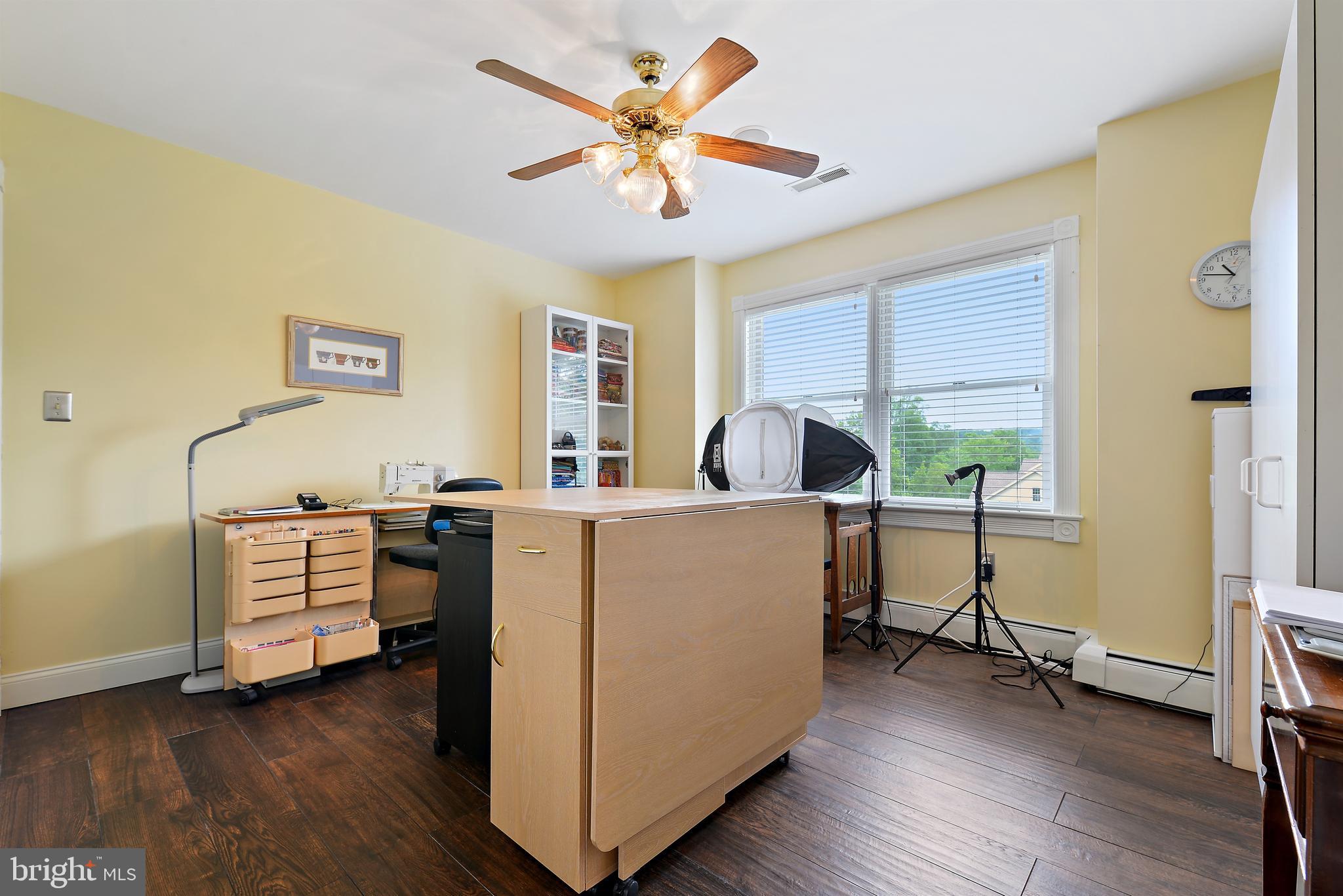 RIDGEVIEW - Residential