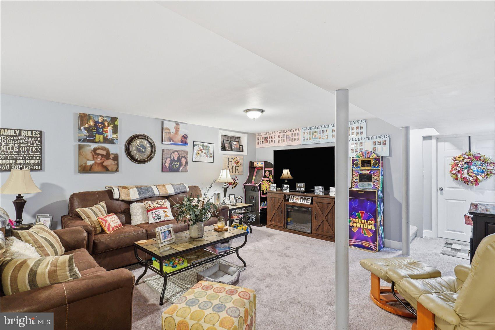 HARFORD FARMS - Residential