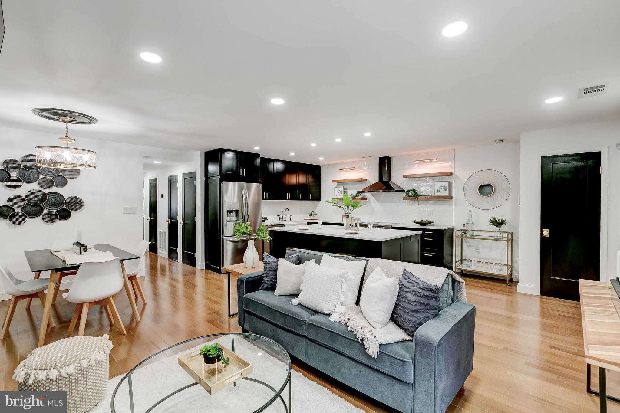 HARBOR WAY - Residential