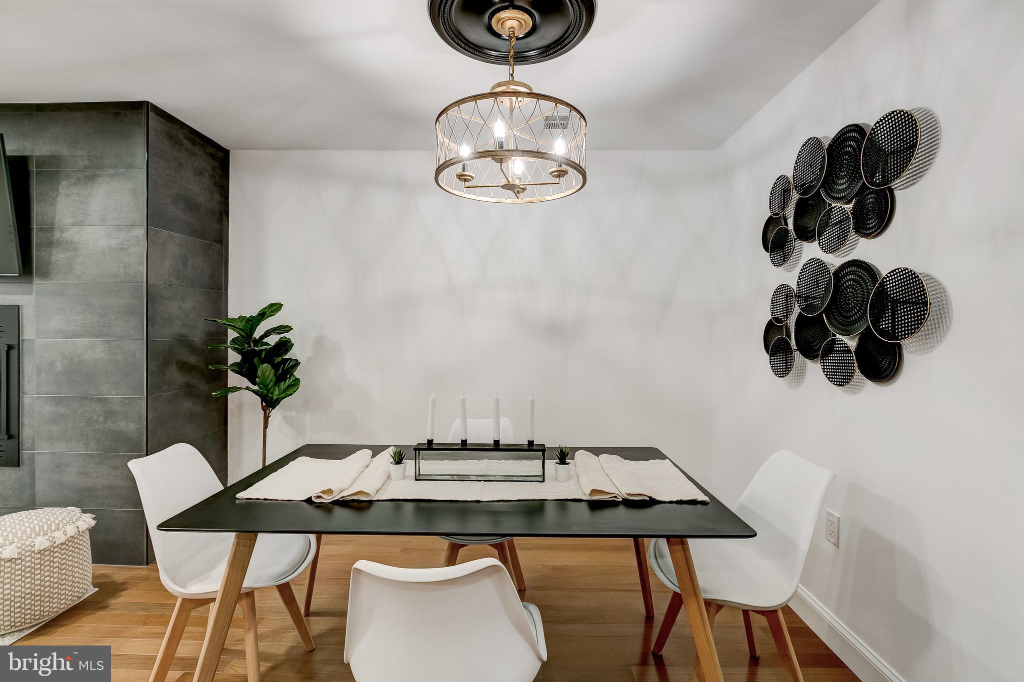 HARBOR WAY - Residential