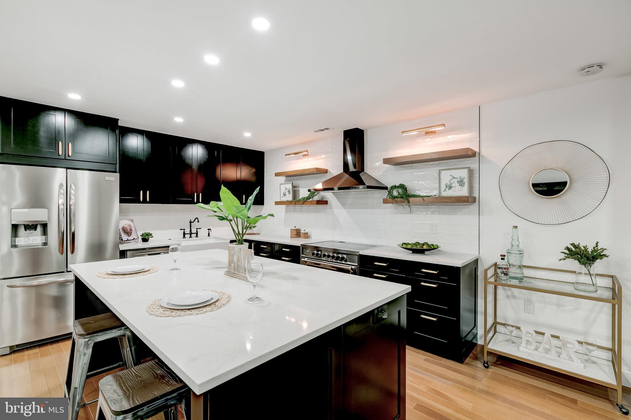 HARBOR WAY - Residential