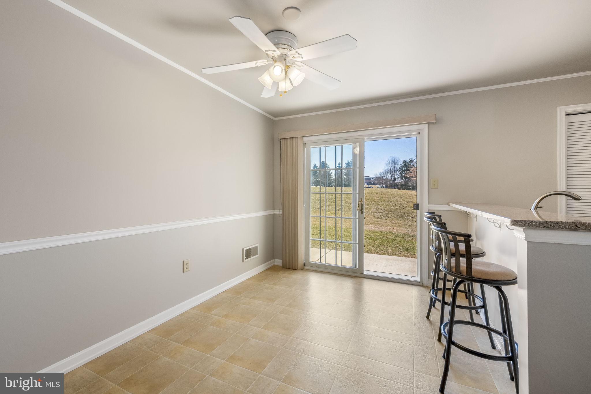SEVEN OAKS - Residential