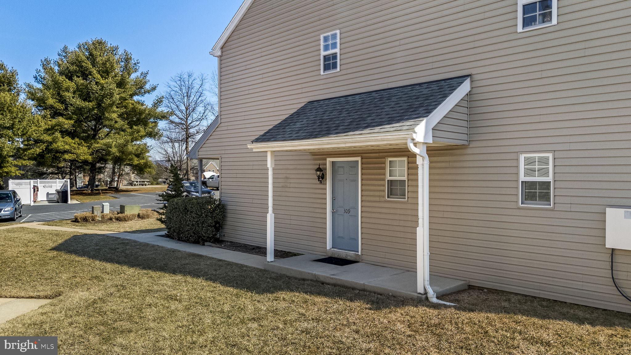 SEVEN OAKS - Residential